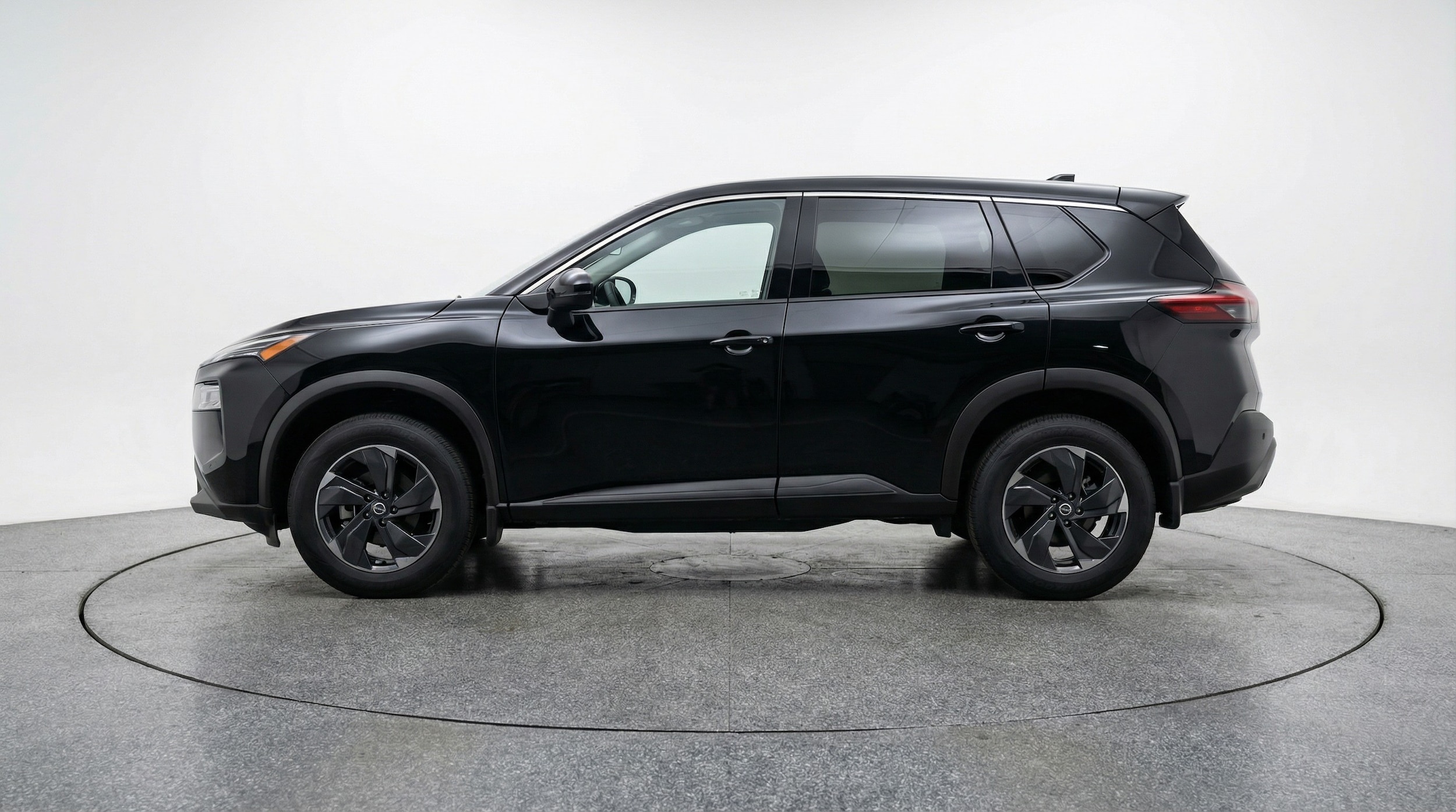 Thumbnail: 2025 Nissan Rogue - 4