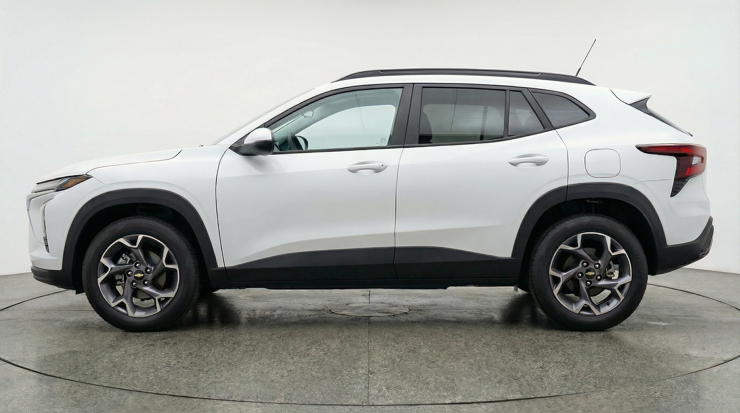 Thumbnail: 2025 Chevrolet Trax - 4