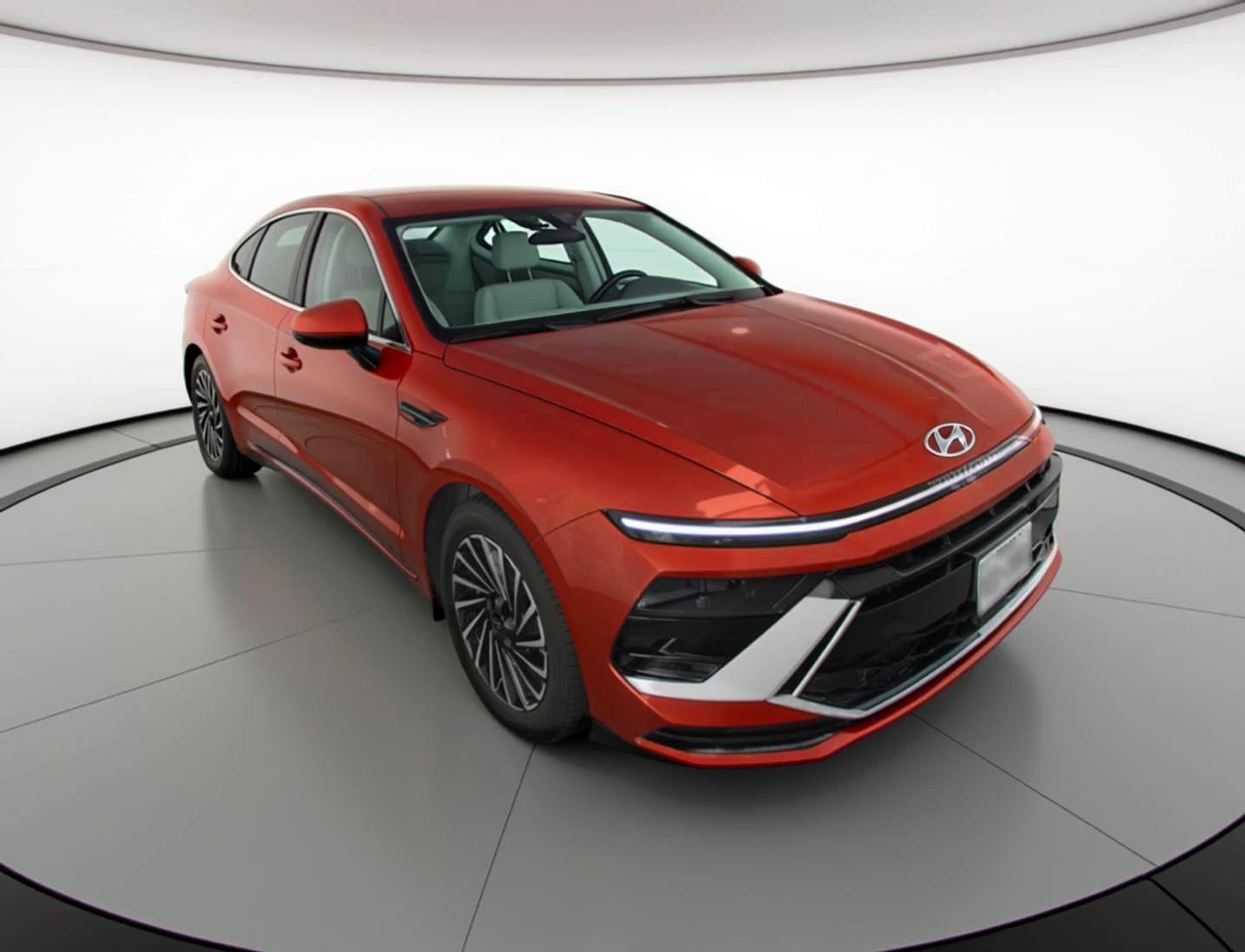 Thumbnail: 2025 Hyundai Sonata - 1