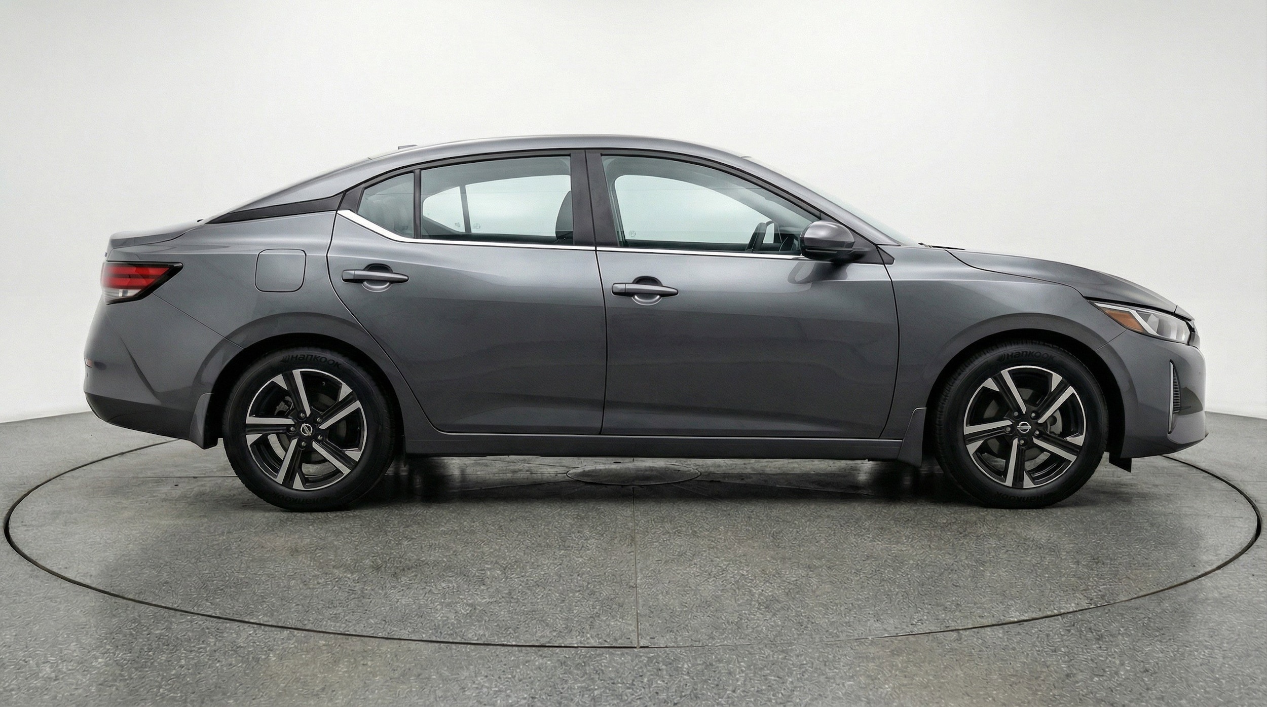 Thumbnail: 2025 Nissan Sentra - 11