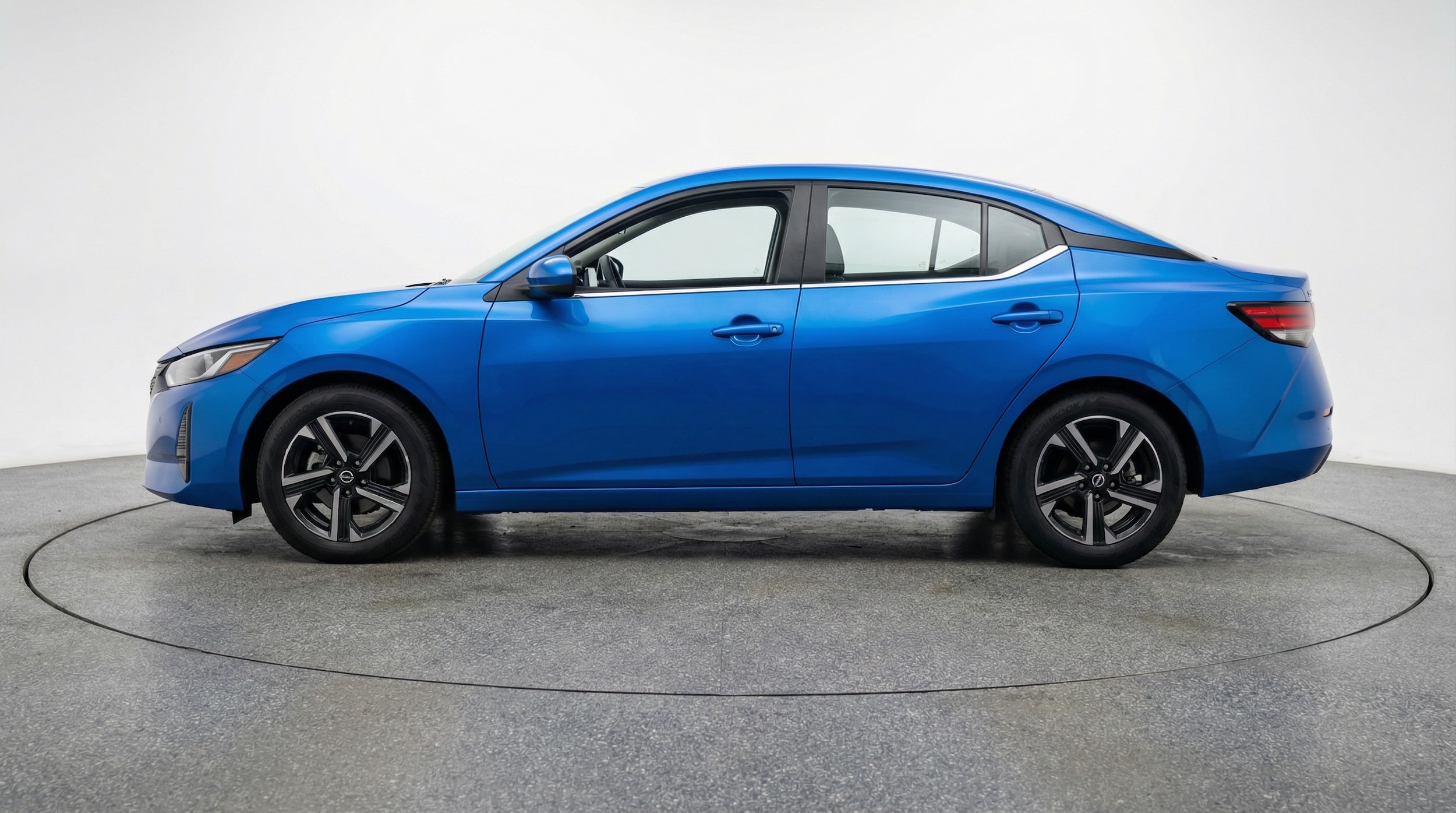 Thumbnail: 2025 Nissan Sentra - 4