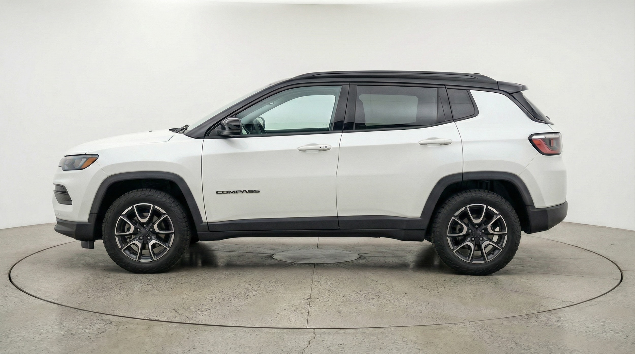 Thumbnail: 2025 Jeep Compass - 4