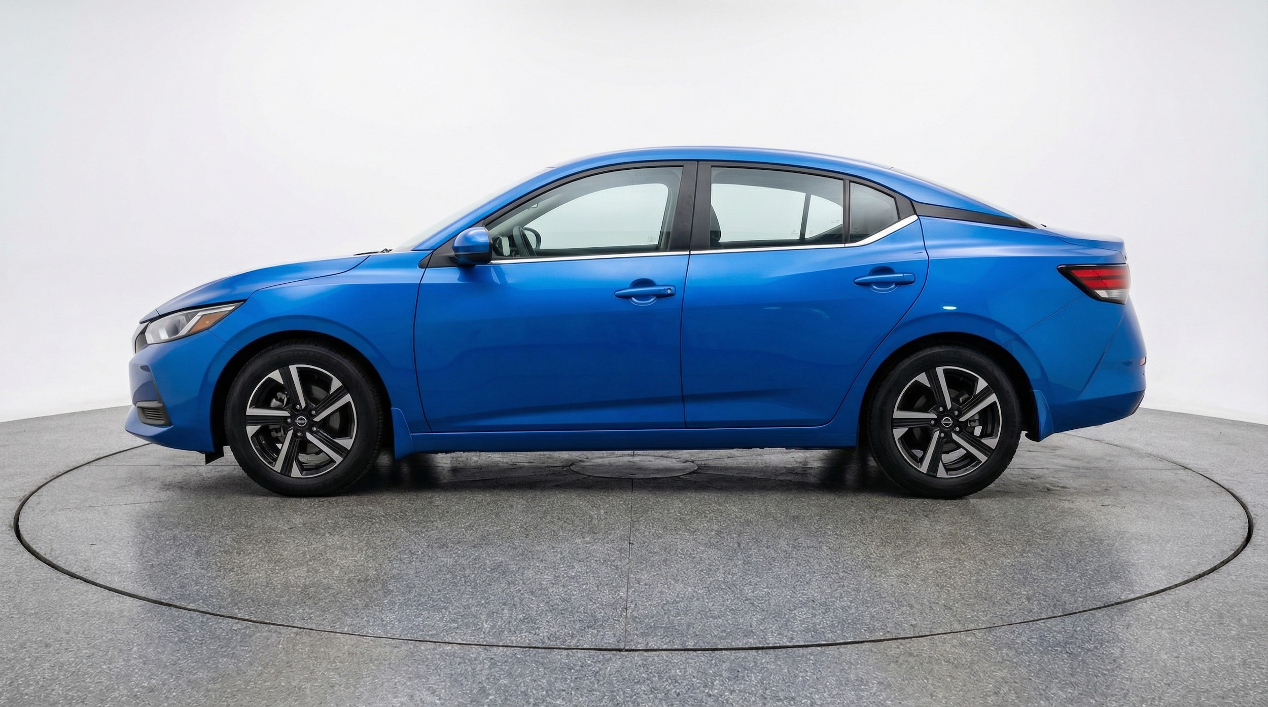 Thumbnail: 2025 Nissan Sentra - 4