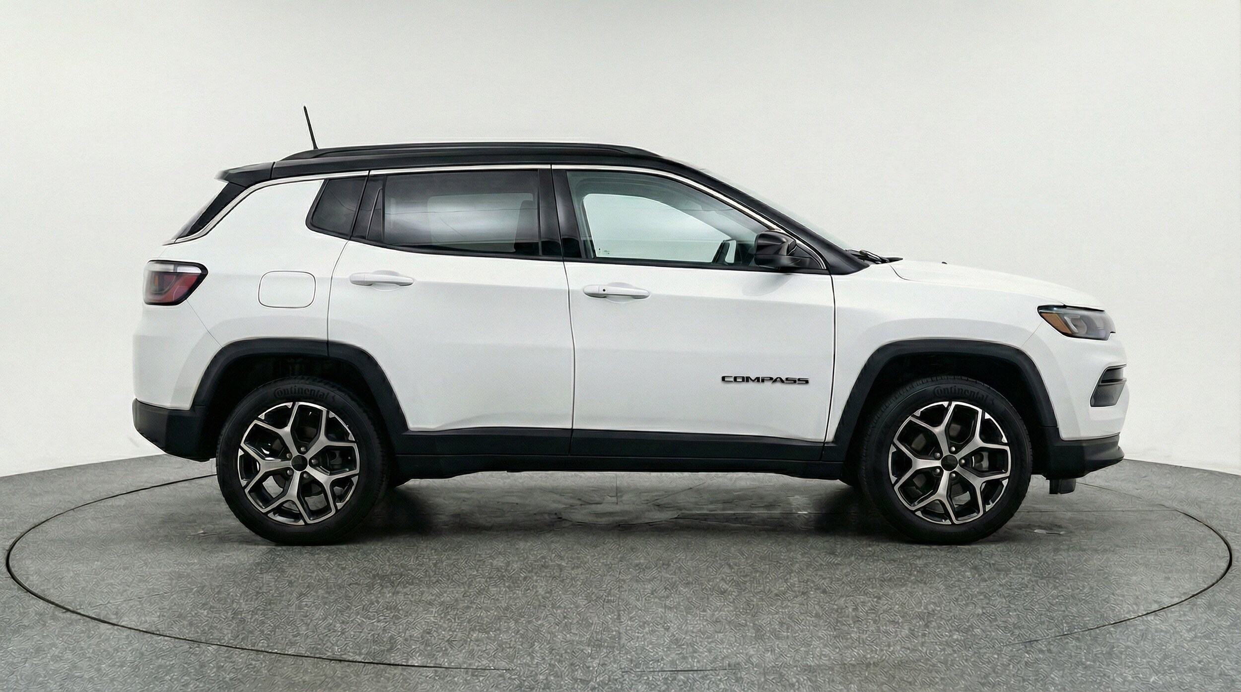 Thumbnail: 2025 Jeep Compass - 11