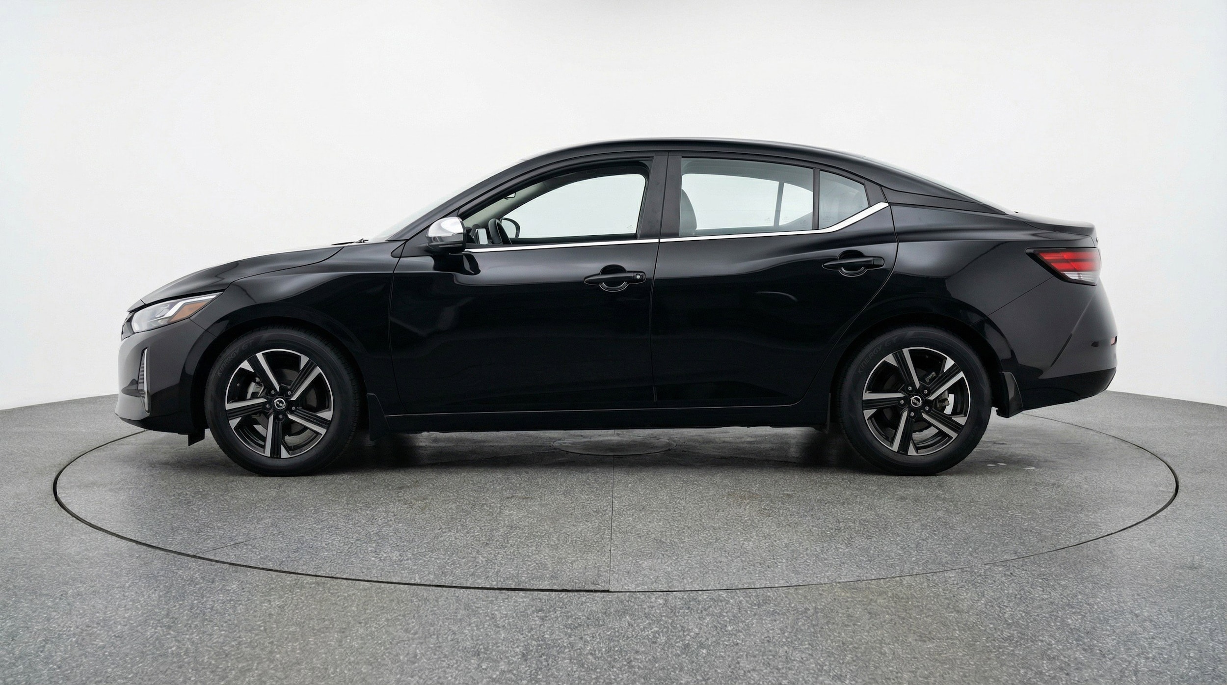 Thumbnail: 2025 Nissan Sentra - 5