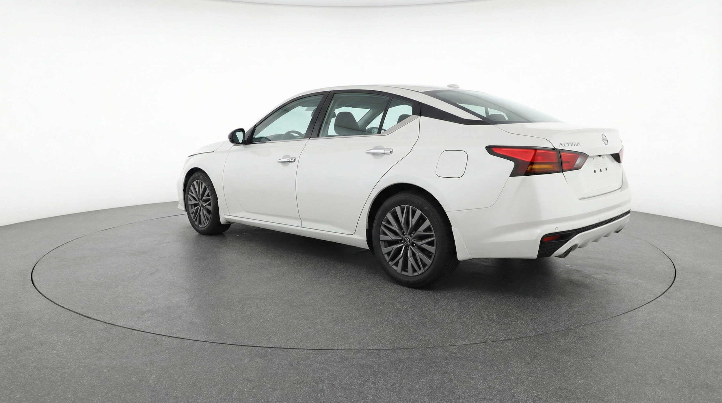 Thumbnail: 2025 Nissan Altima - 6