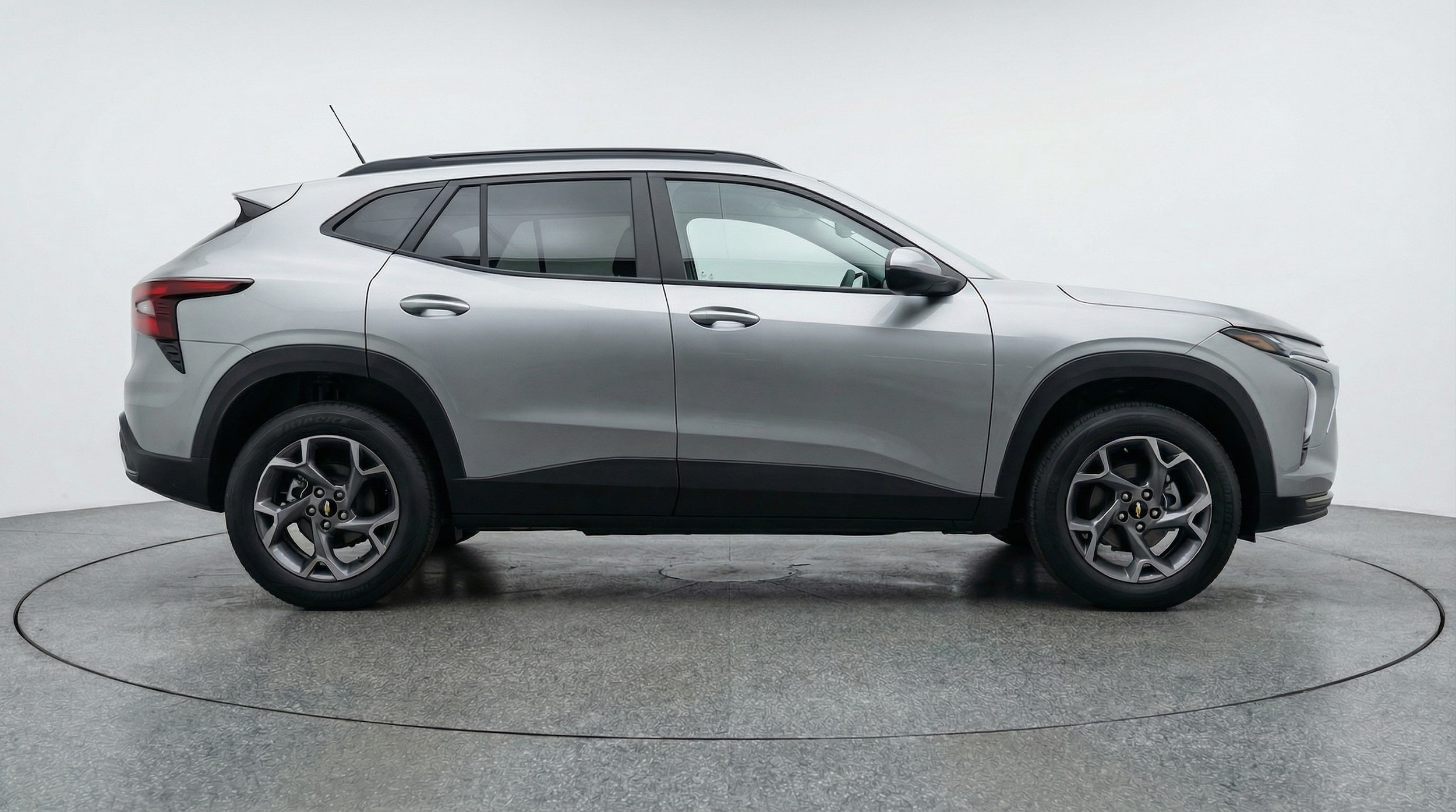 Thumbnail: 2025 Chevrolet Trax - 8