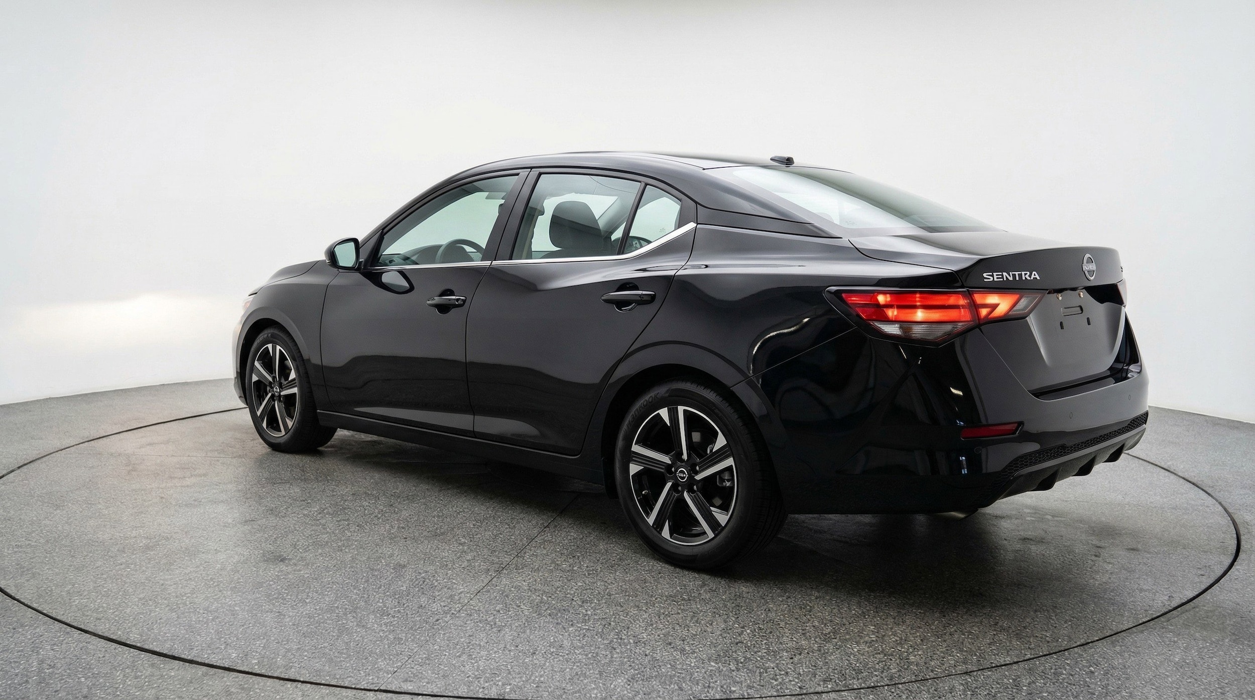 Thumbnail: 2025 Nissan Sentra - 6