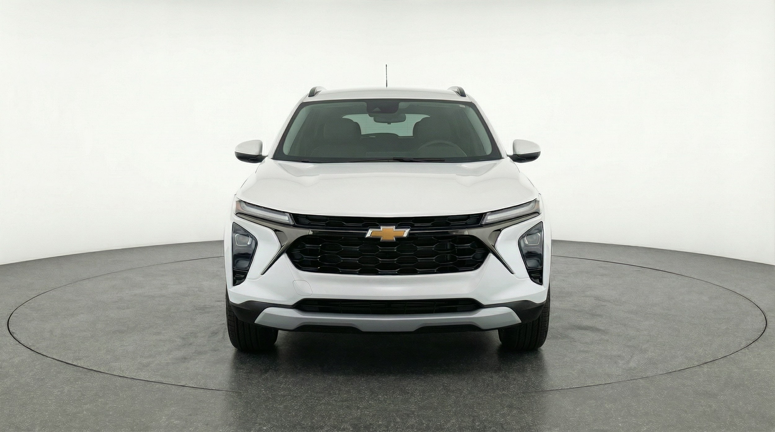 Thumbnail: 2025 Chevrolet Trax - 2