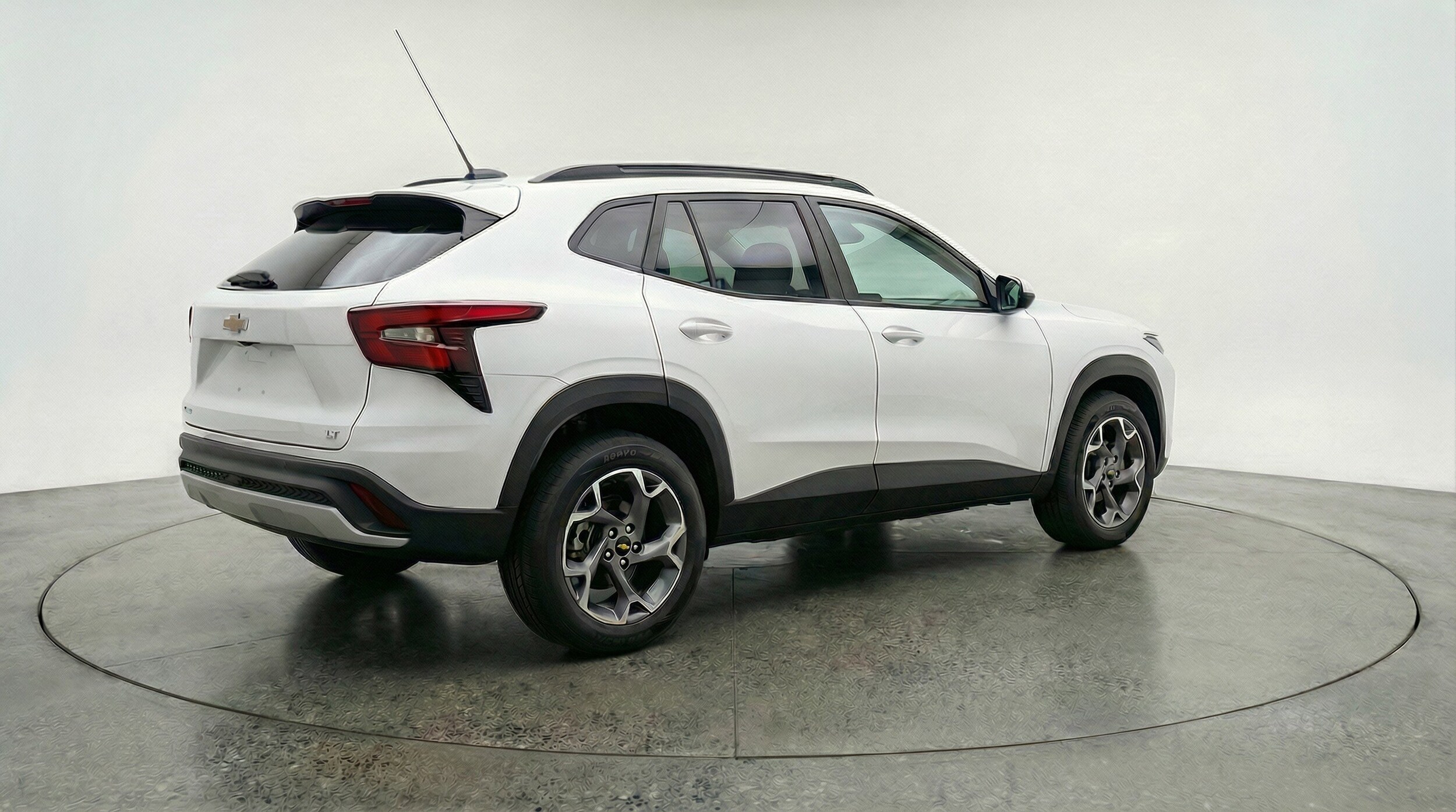 Thumbnail: 2025 Chevrolet Trax - 9