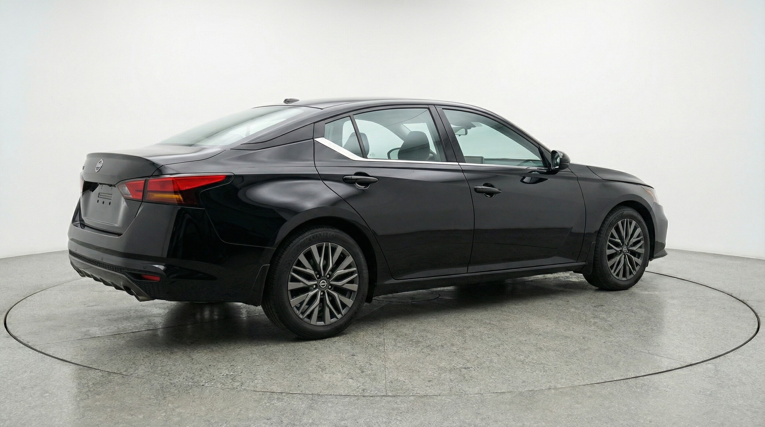 Thumbnail: 2025 Nissan Altima - 7