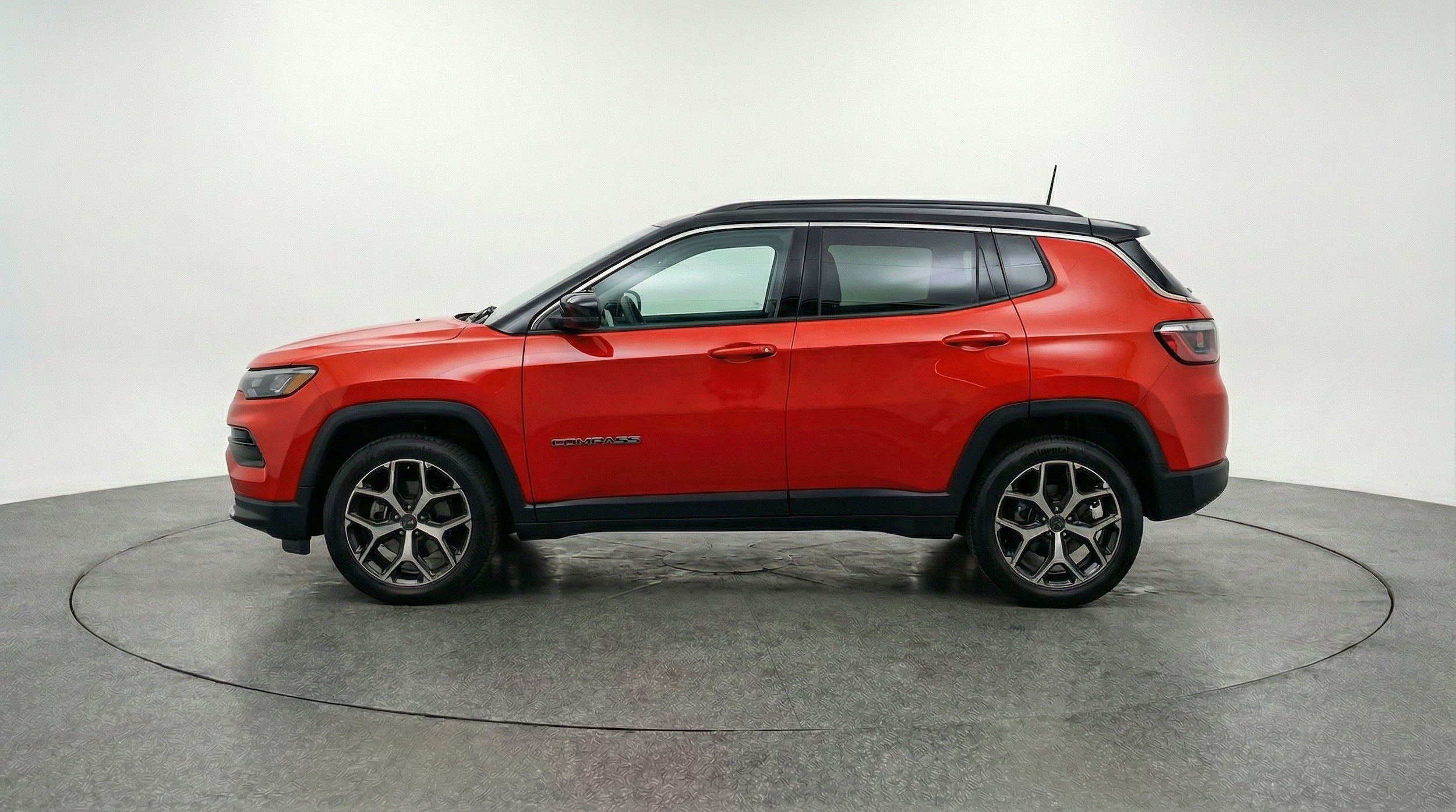 Thumbnail: 2025 Jeep Compass - 4