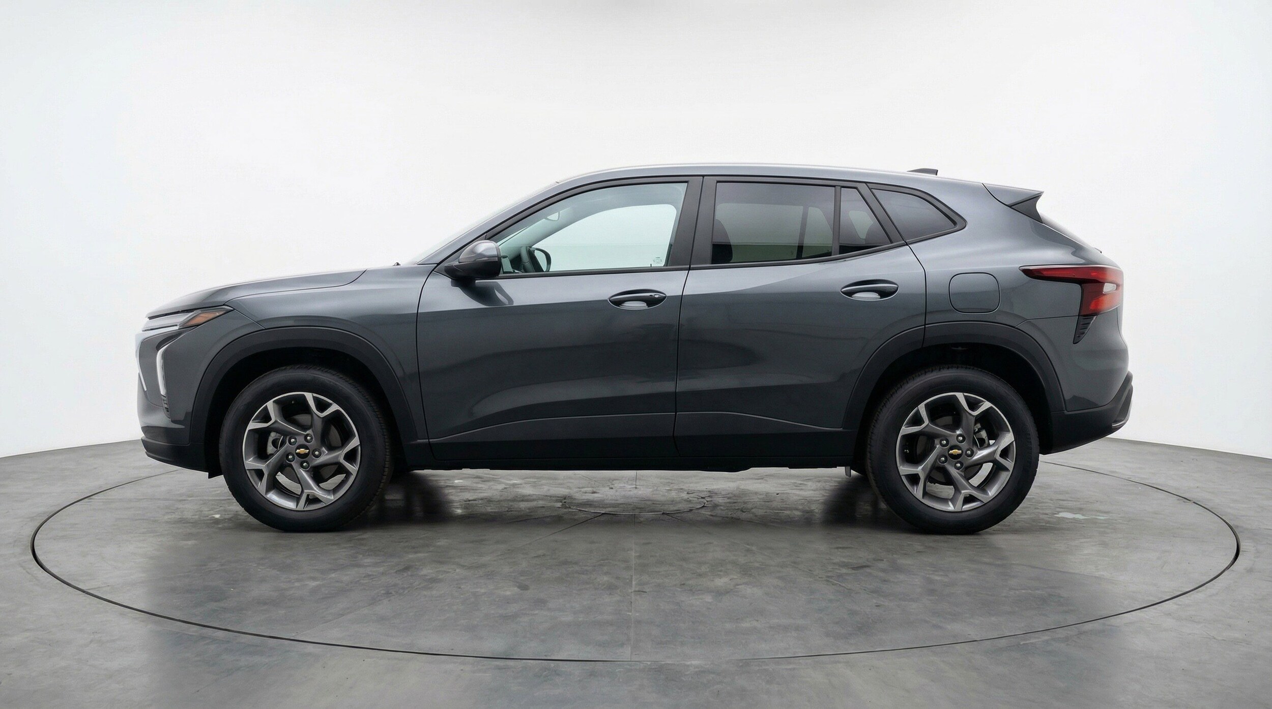 Thumbnail: 2025 Chevrolet Trax - 5