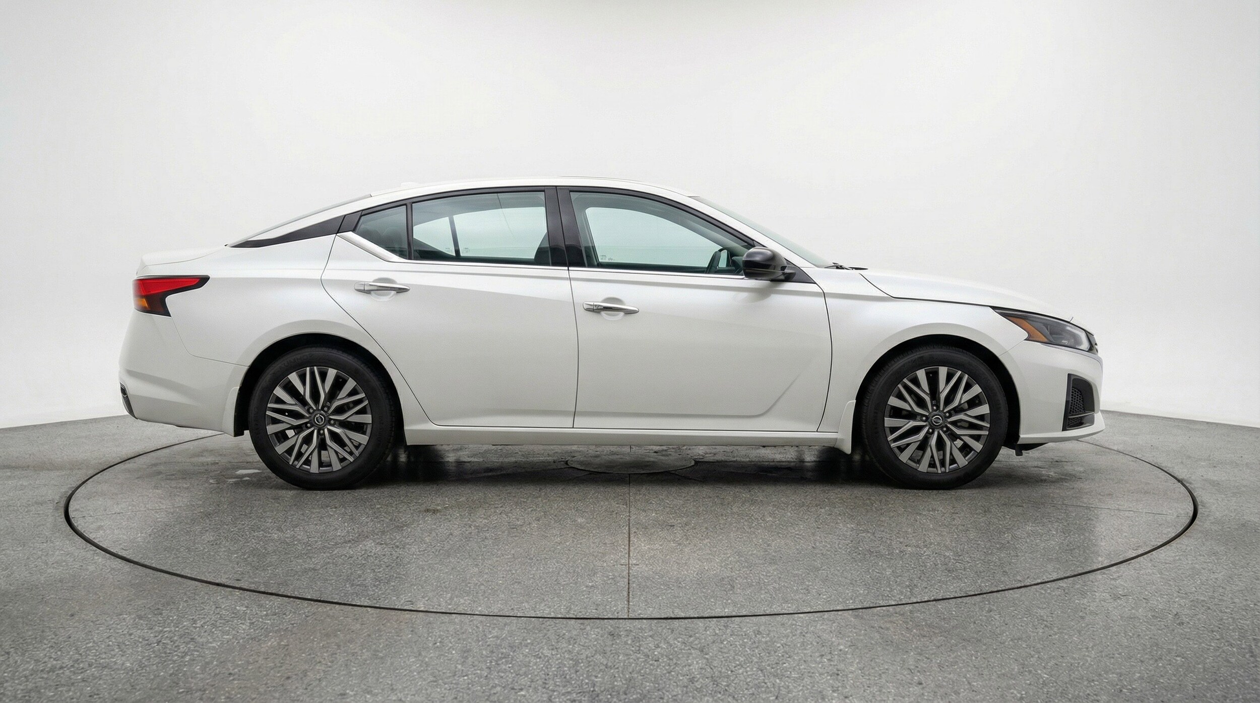 Thumbnail: 2025 Nissan Altima - 11