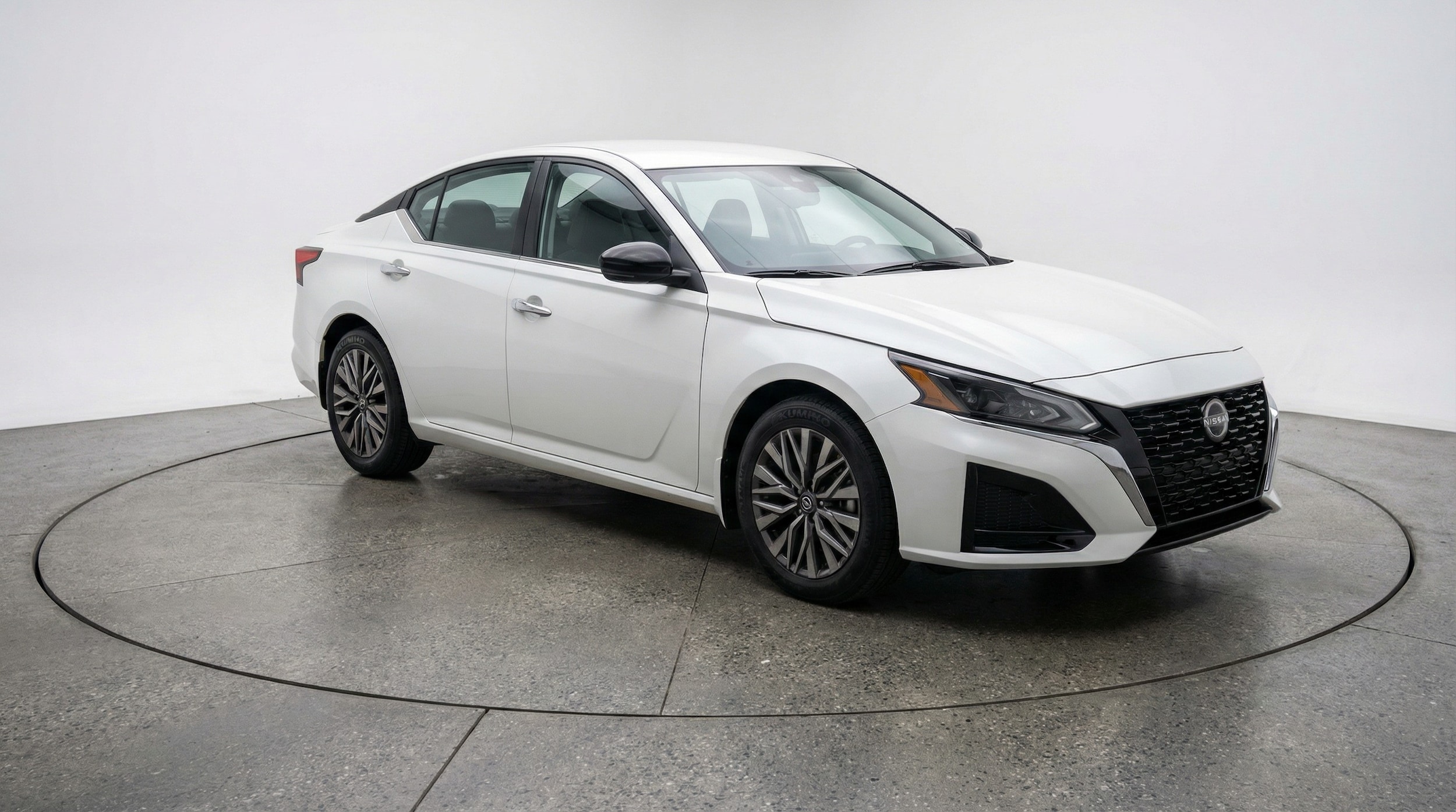 Thumbnail: 2025 Nissan Altima - 1