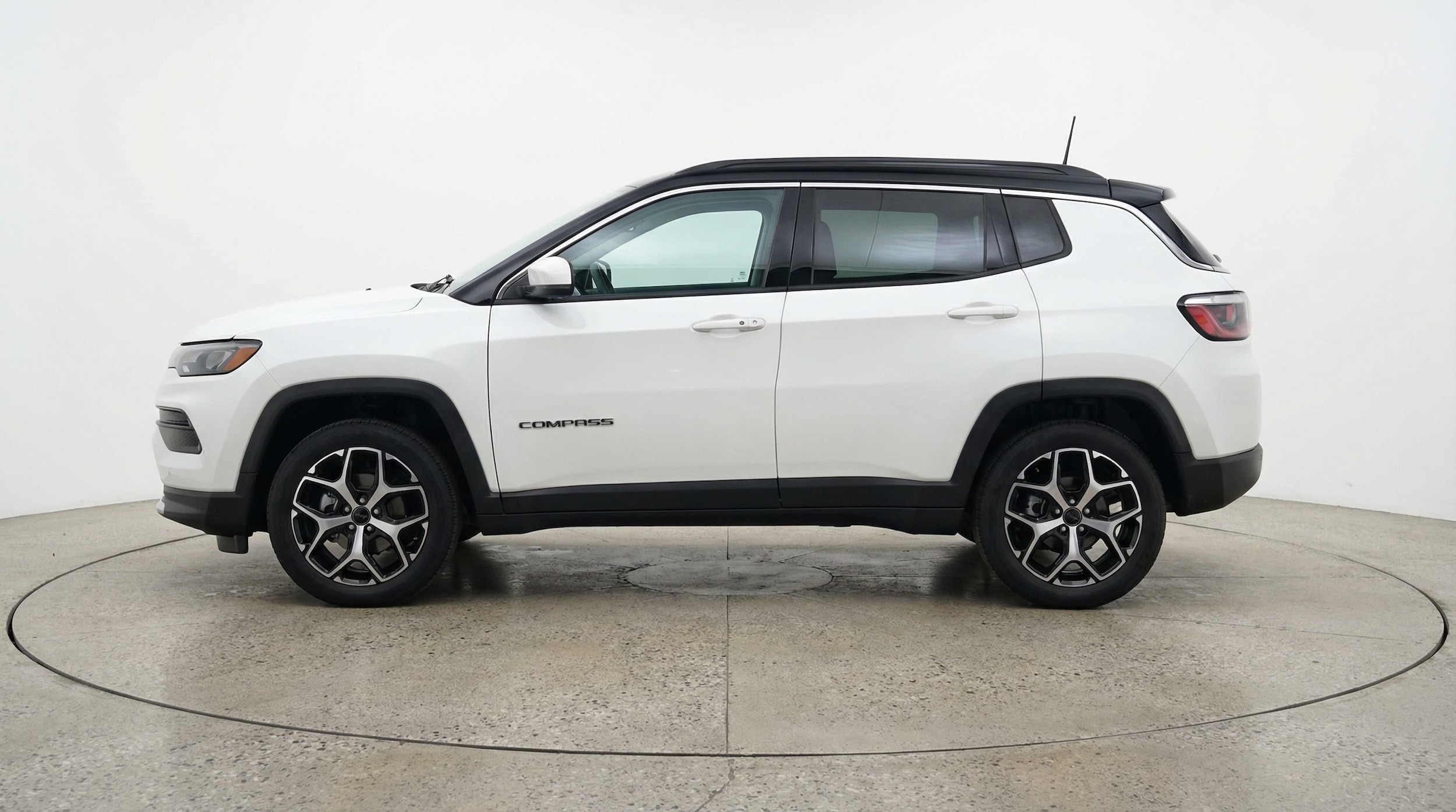 Thumbnail: 2025 Jeep Compass - 4
