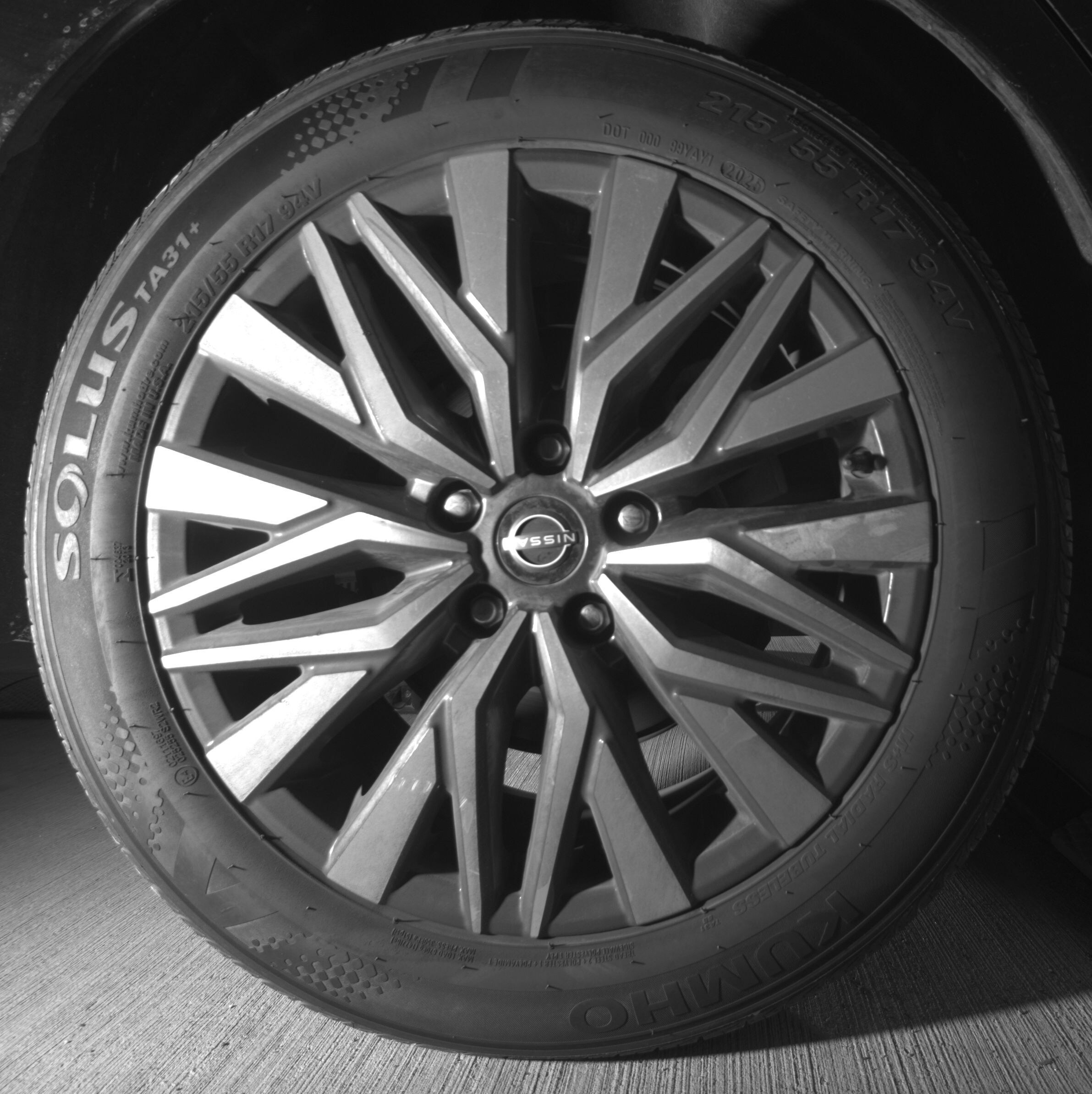 Thumbnail: 2025 Nissan Altima - 12