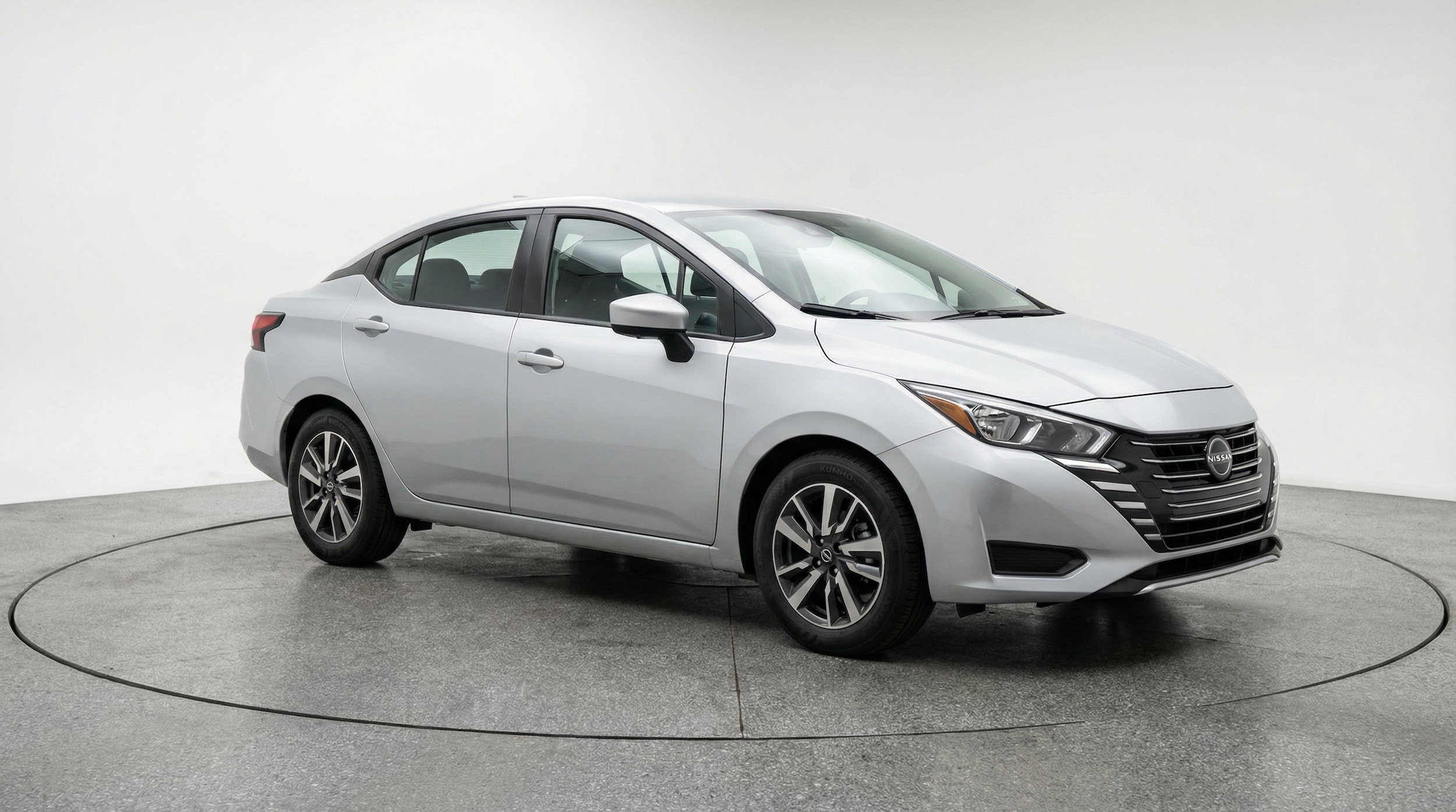 2025 Nissan Versa Sedan SV