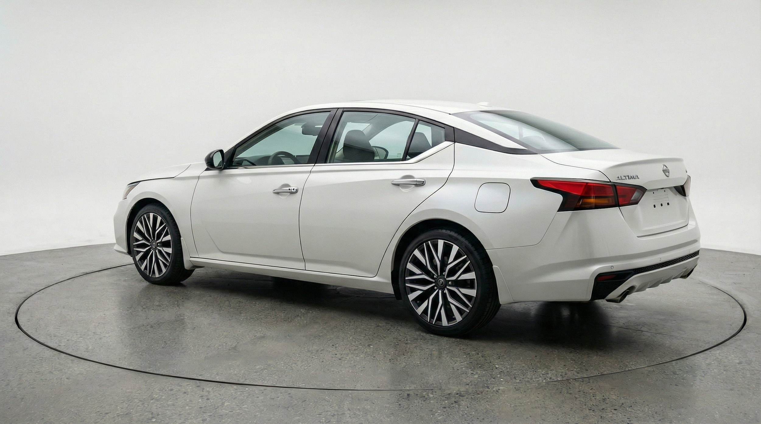 Thumbnail: 2025 Nissan Altima - 6