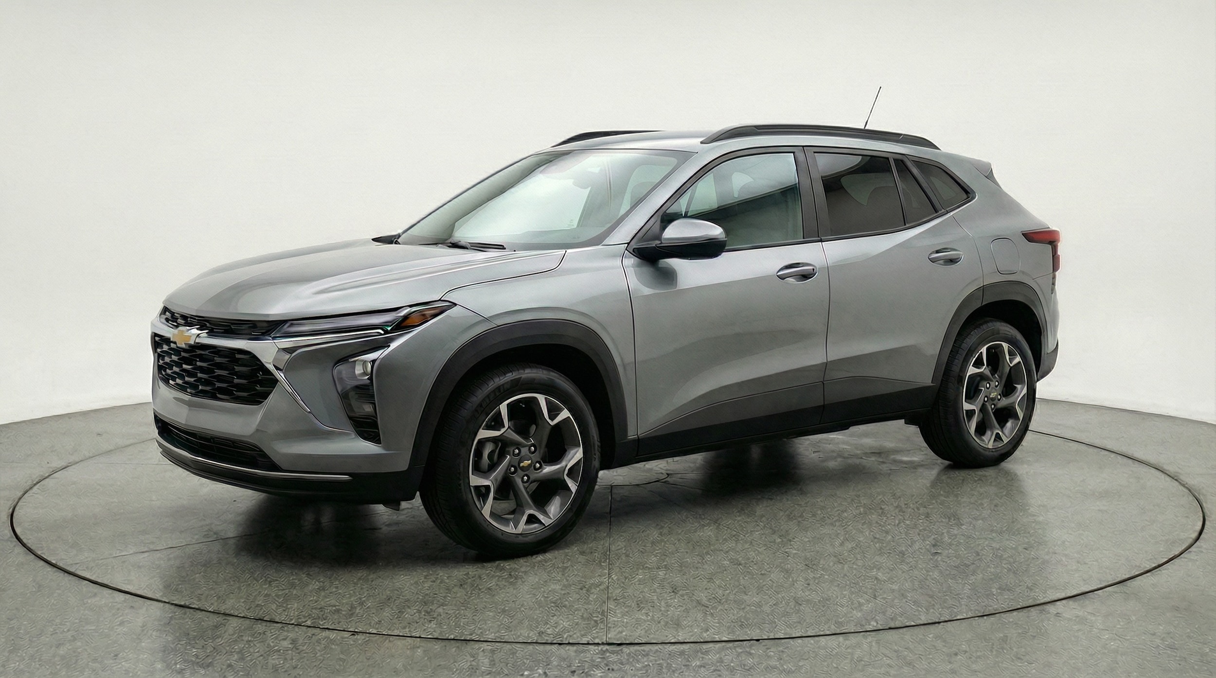 Thumbnail: 2025 Chevrolet Trax - 3