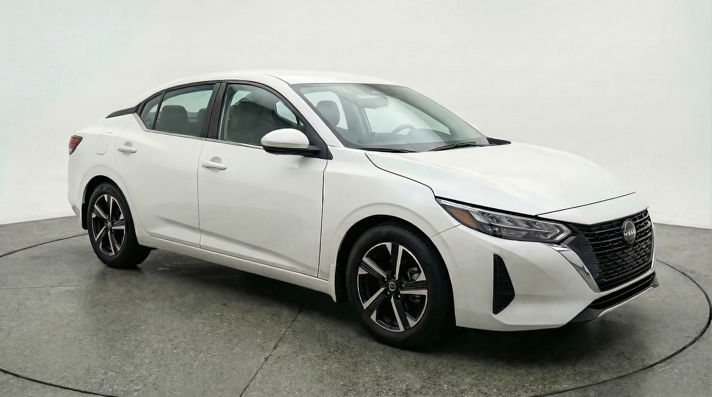 Thumbnail: 2025 Nissan Sentra - 1