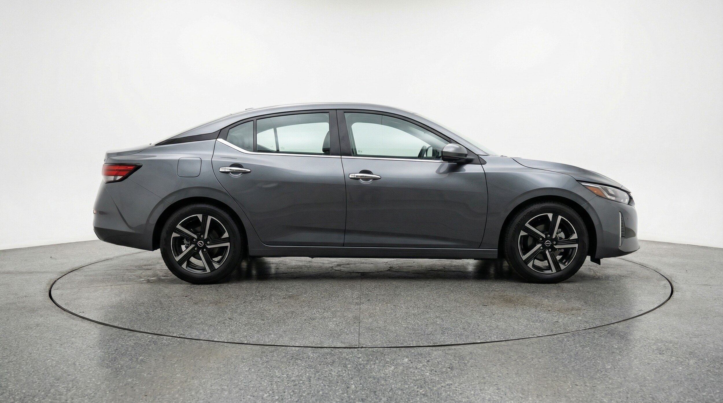 Thumbnail: 2025 Nissan Sentra - 8