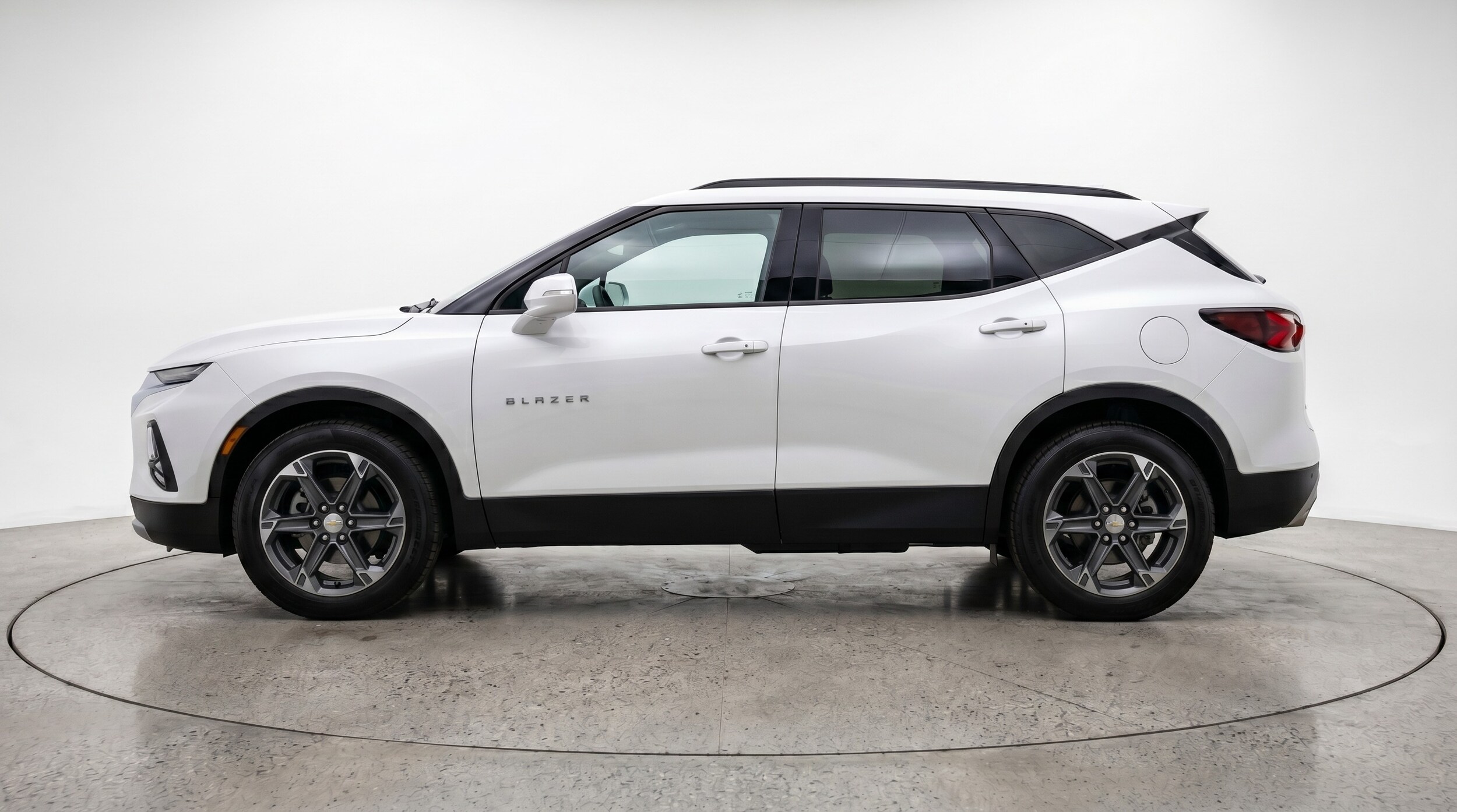 Thumbnail: 2025 Chevrolet Blazer - 4