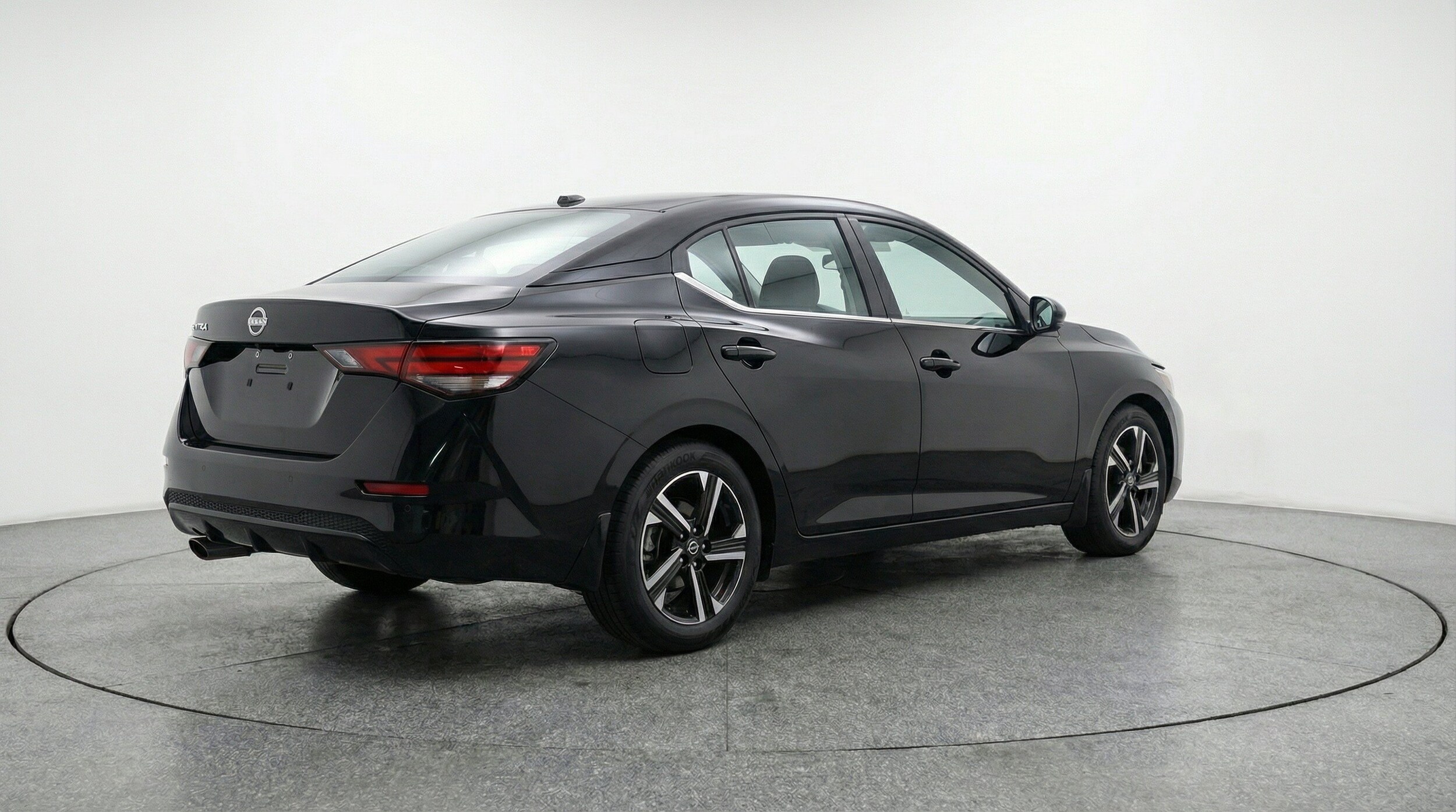 Thumbnail: 2025 Nissan Sentra - 9