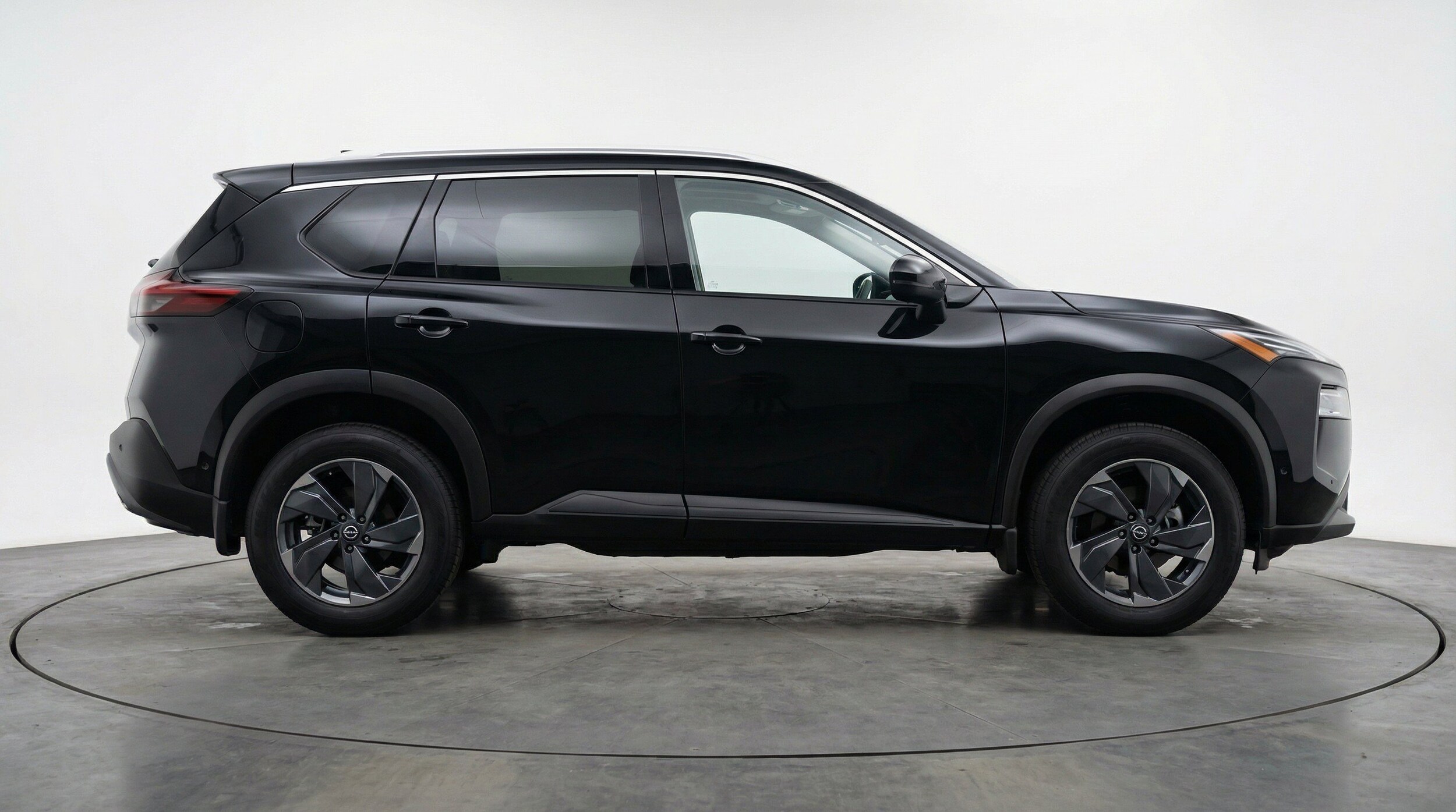 Thumbnail: 2025 Nissan Rogue - 11