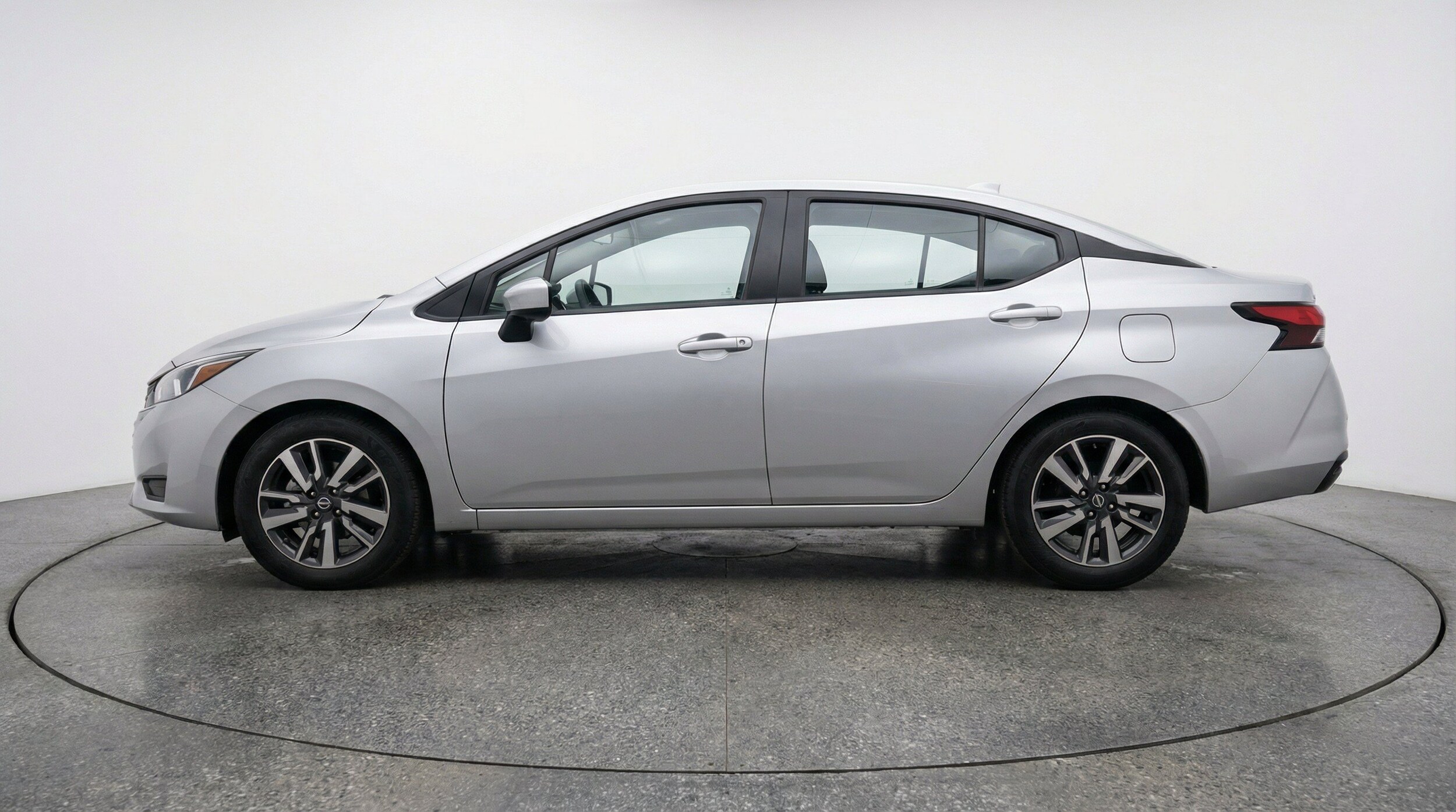 Thumbnail: 2025 Nissan Versa - 5