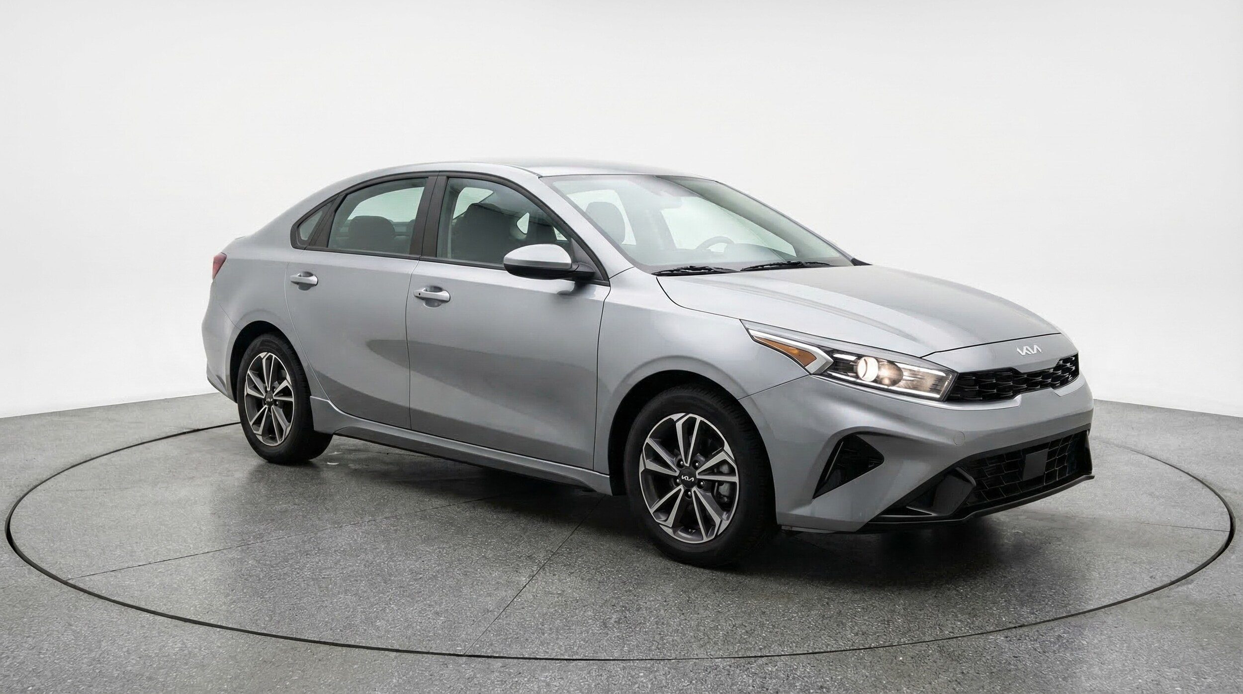 Thumbnail: 2024 Kia Forte - 1