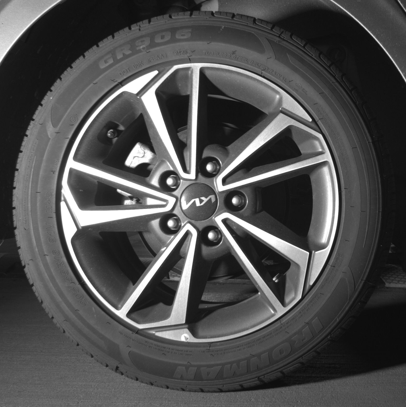 Thumbnail: 2024 Kia Forte - 12