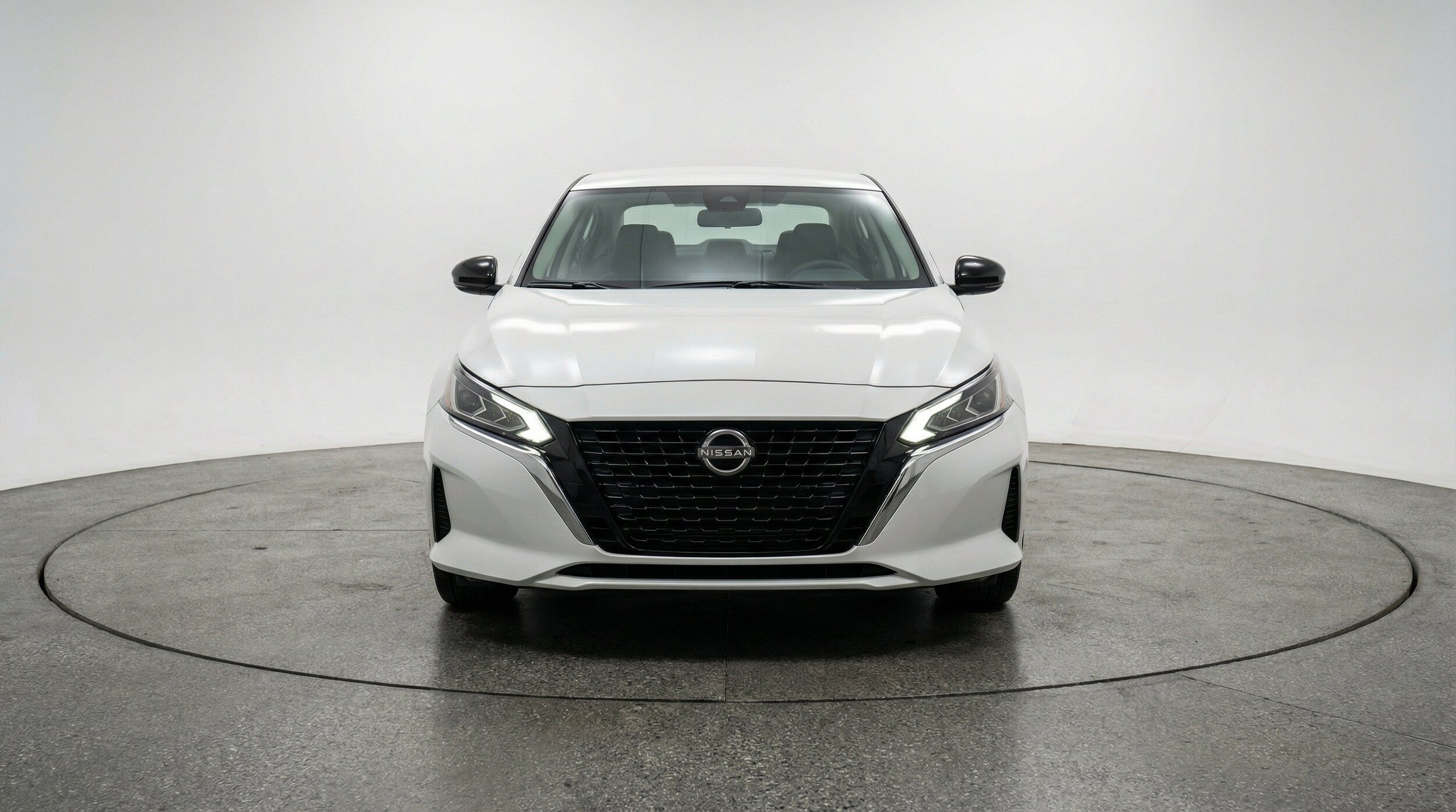 Thumbnail: 2025 Nissan Altima - 2