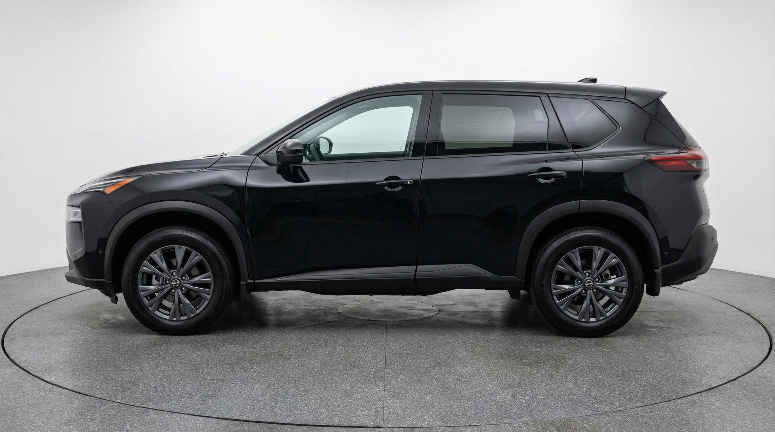 Thumbnail: 2025 Nissan Rogue - 4