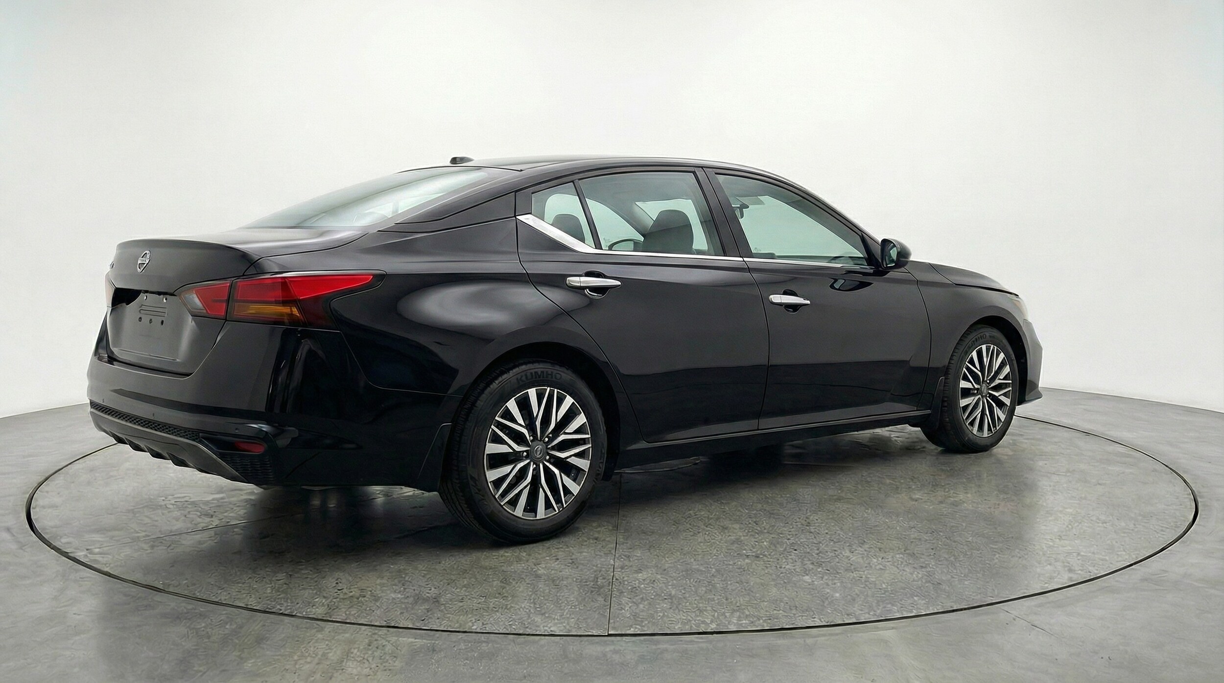 Thumbnail: 2025 Nissan Altima - 7