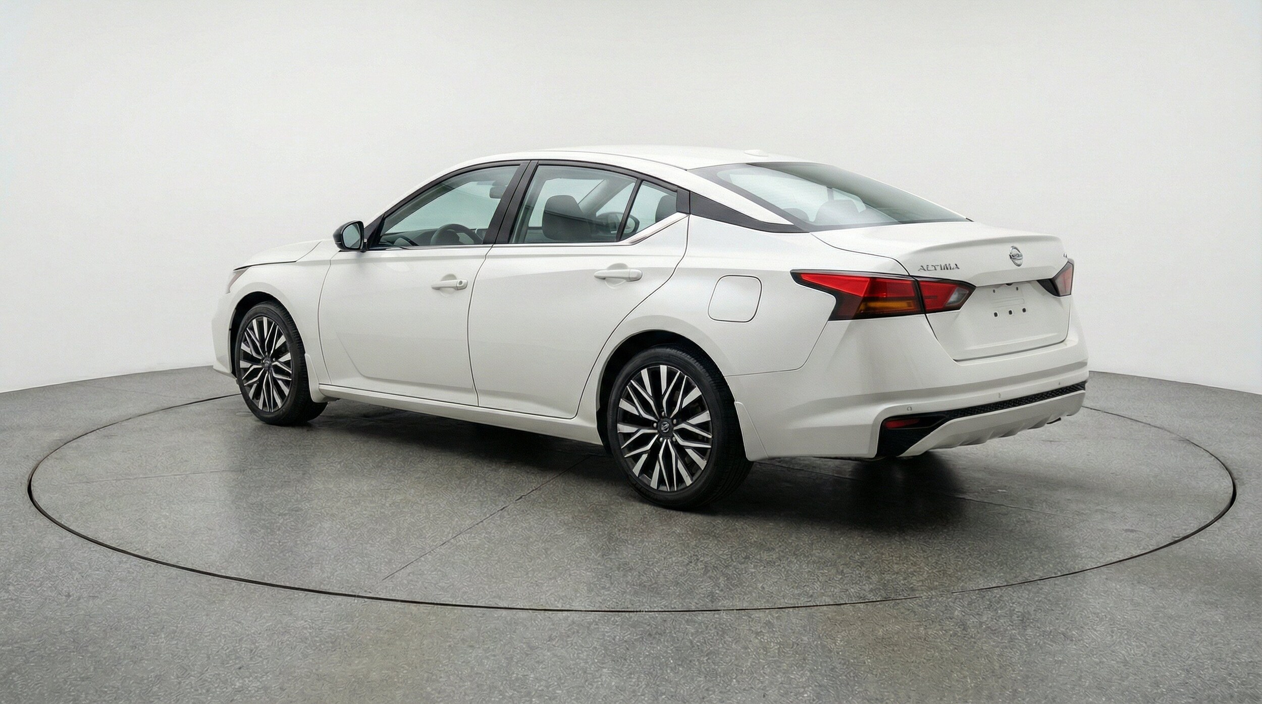 Thumbnail: 2025 Nissan Altima - 6
