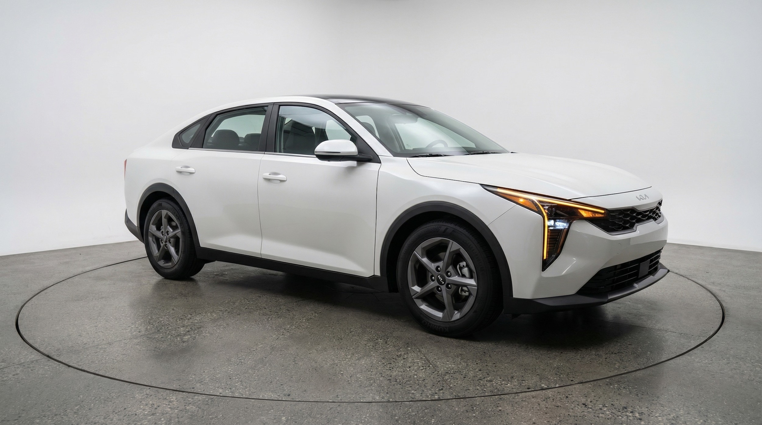 Thumbnail: 2025 Kia K4 - 1