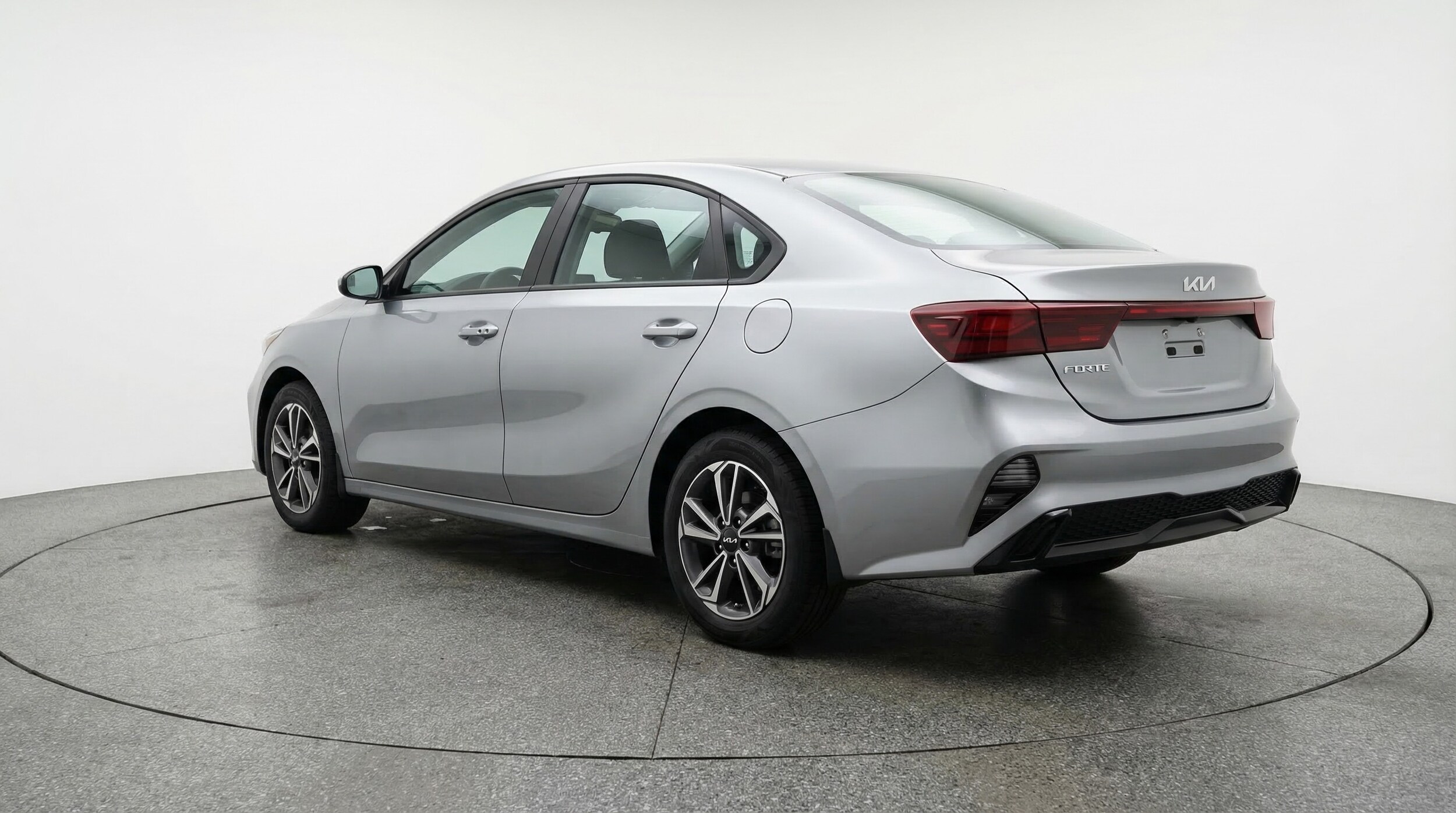 Thumbnail: 2024 Kia Forte - 5