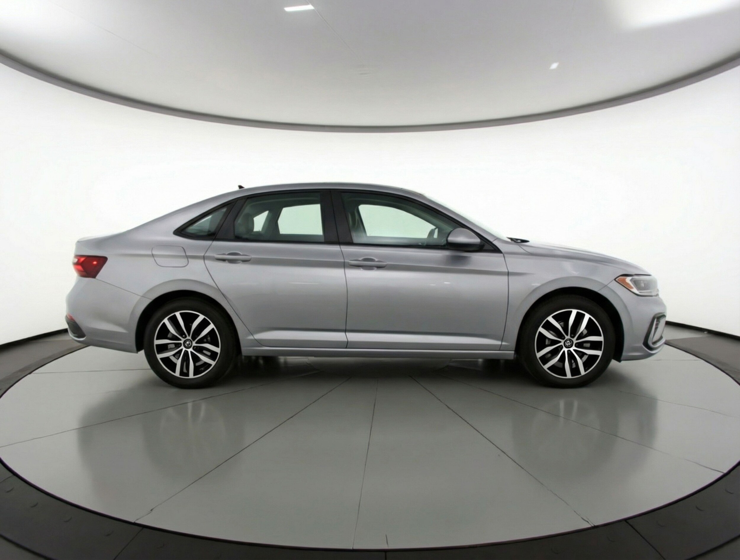 Thumbnail: 2025 Volkswagen Jetta - 8