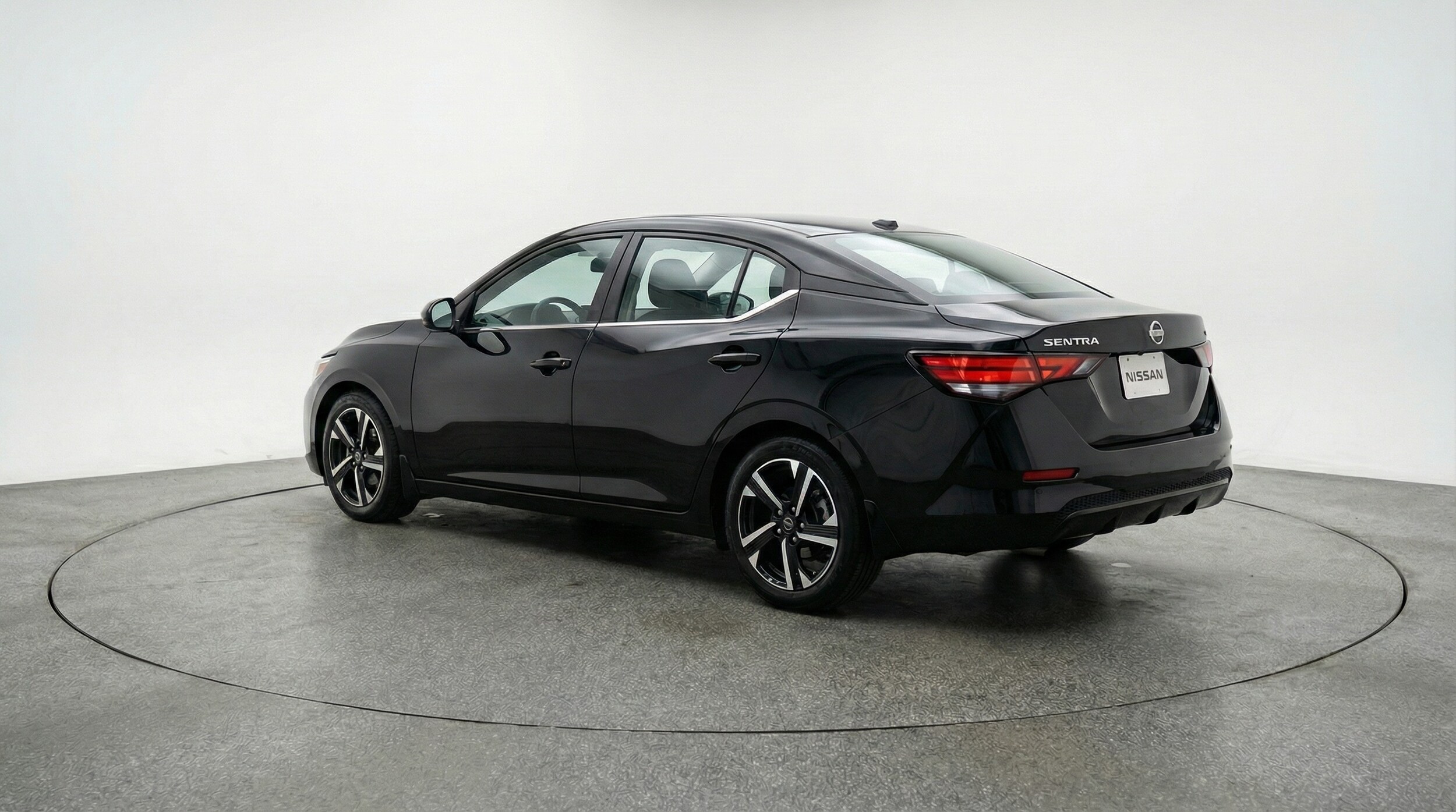 Thumbnail: 2025 Nissan Sentra - 5