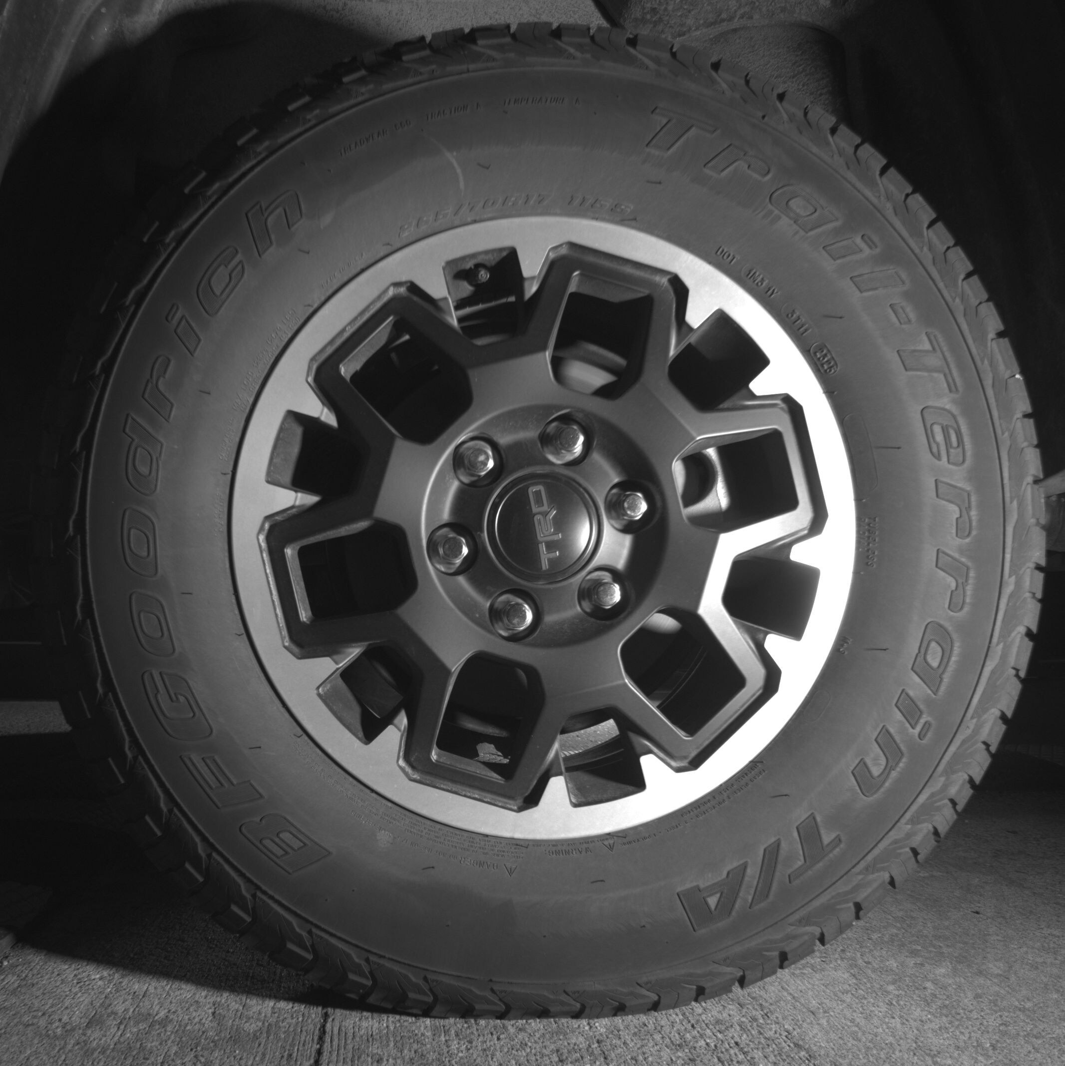 Thumbnail: 2025 Toyota Tacoma - 11