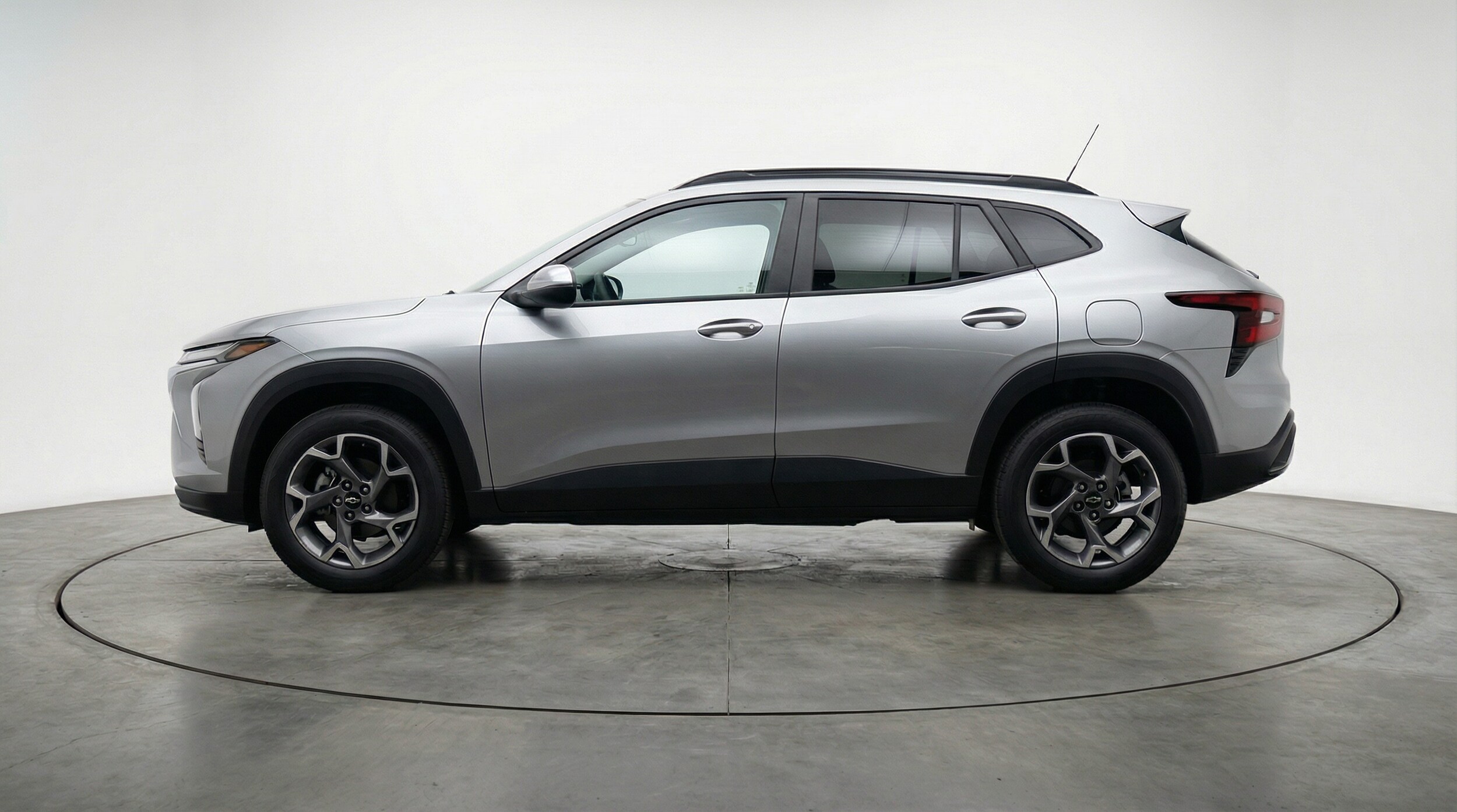 Thumbnail: 2025 Chevrolet Trax - 4