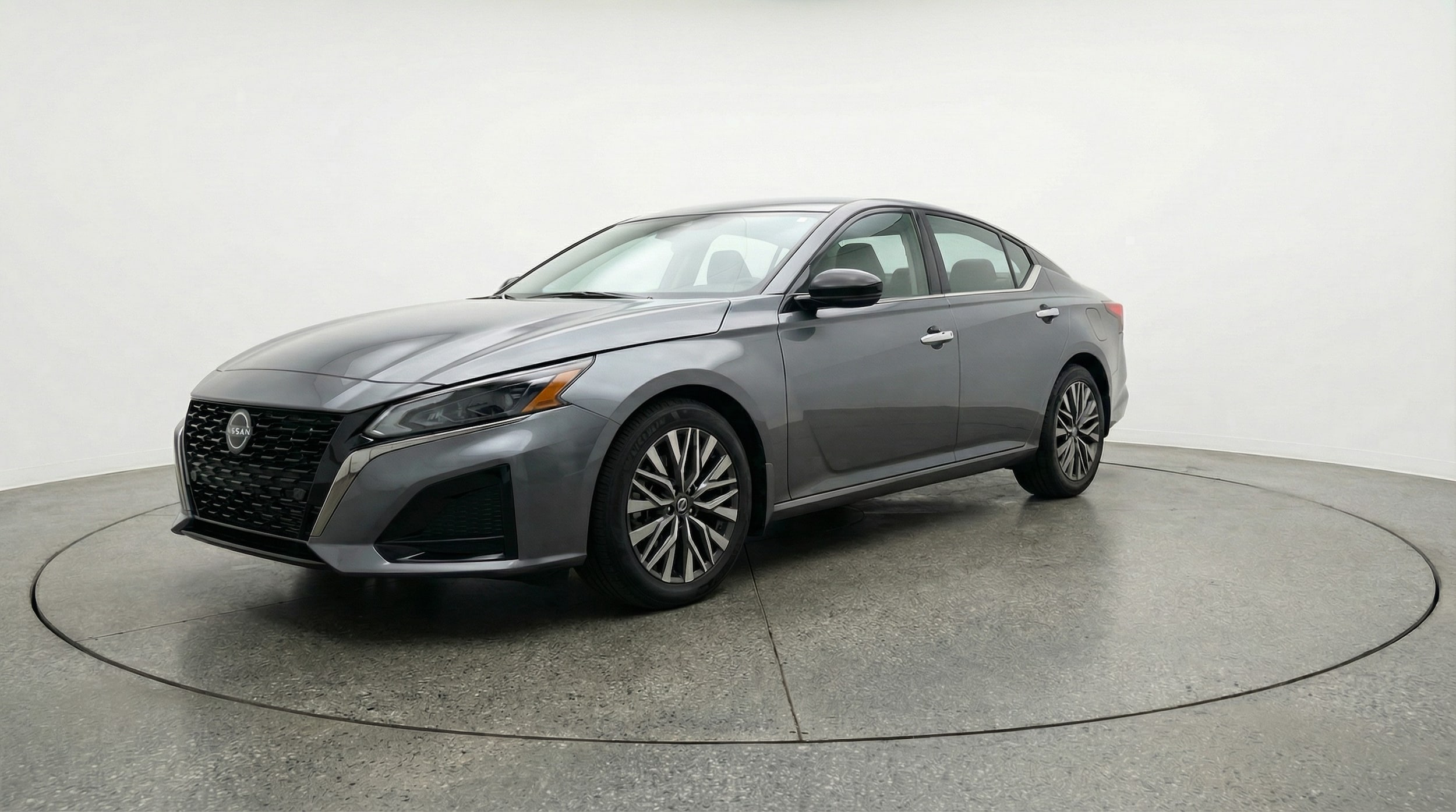 Thumbnail: 2025 Nissan Altima - 3