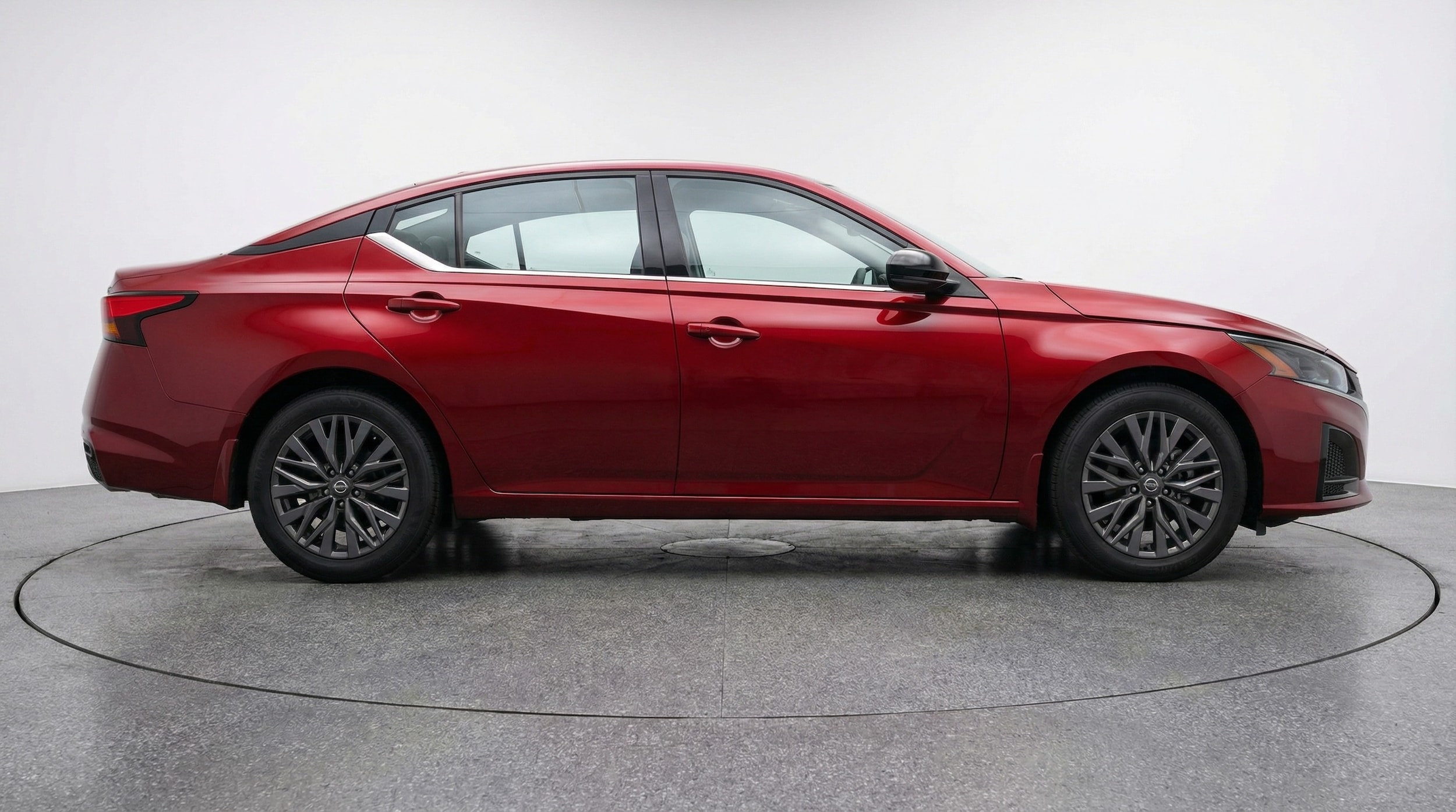 Thumbnail: 2025 Nissan Altima - 8