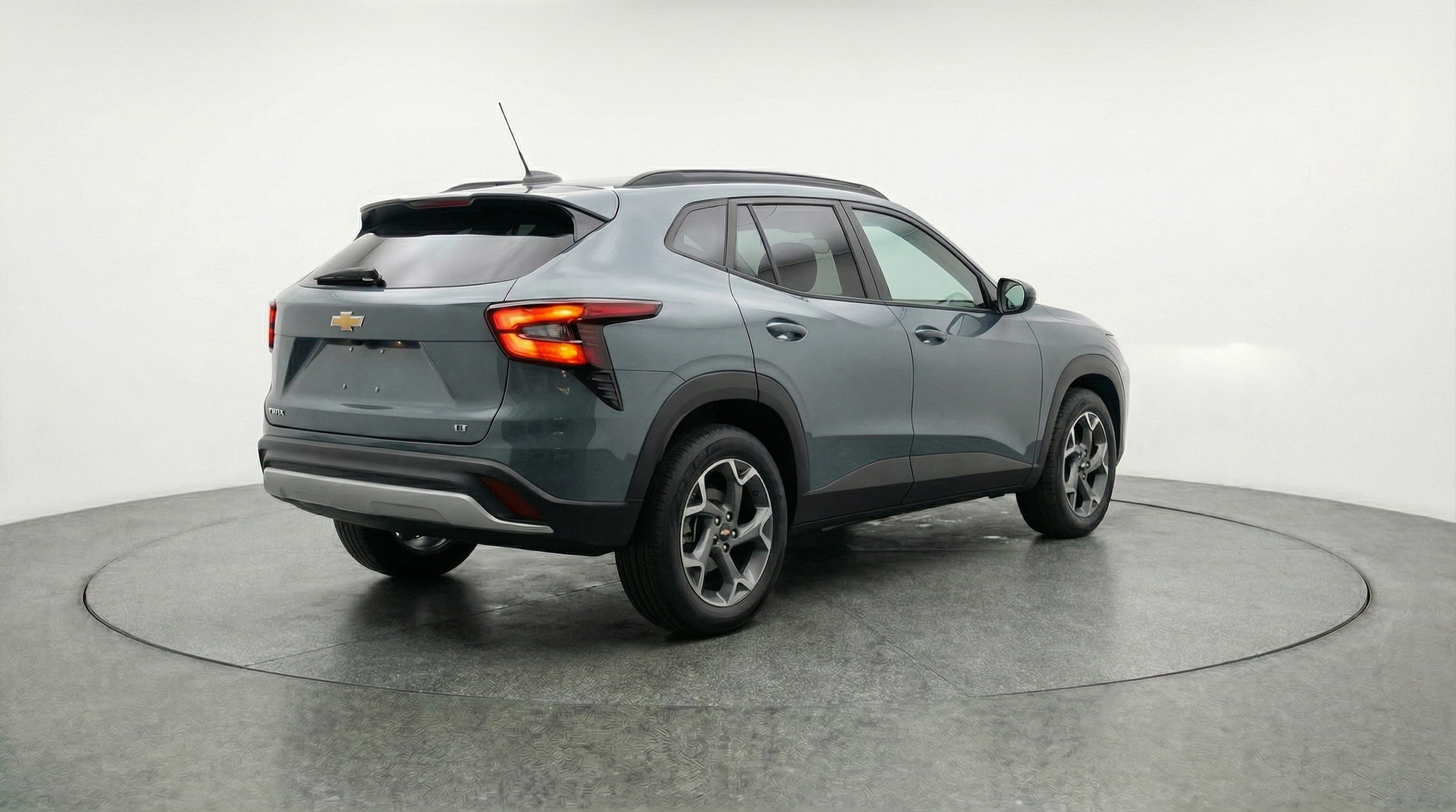 Thumbnail: 2025 Chevrolet Trax - 7