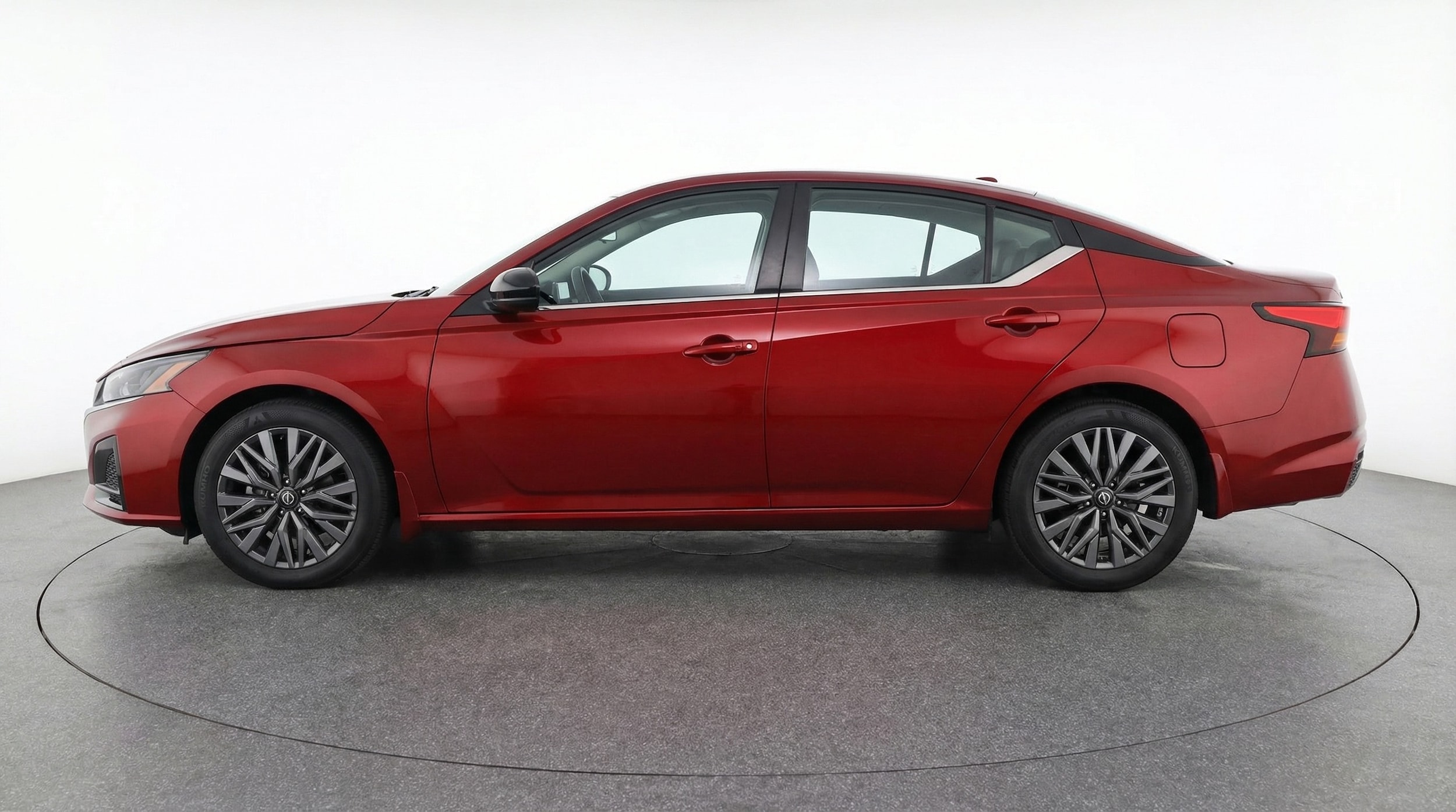 Thumbnail: 2025 Nissan Altima - 4