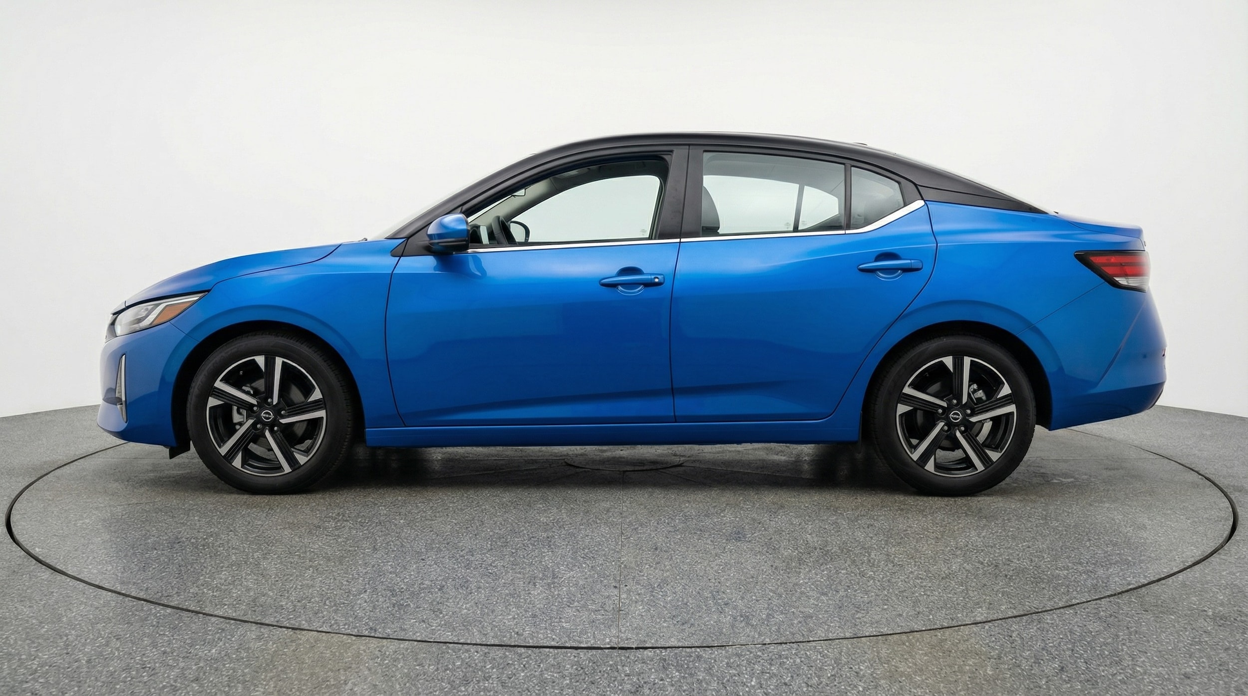 Thumbnail: 2025 Nissan Sentra - 4