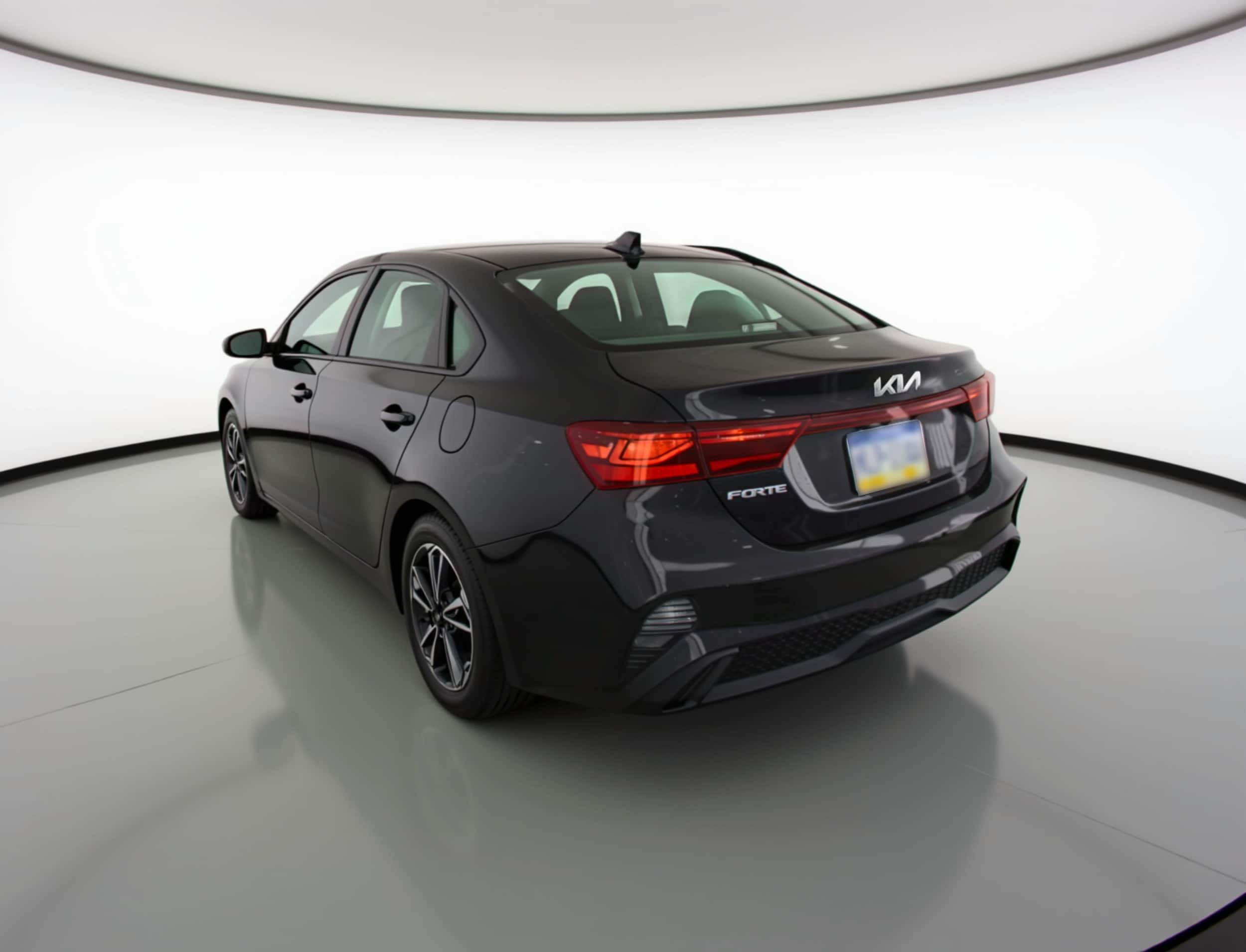 Thumbnail: 2023 Kia Forte - 5