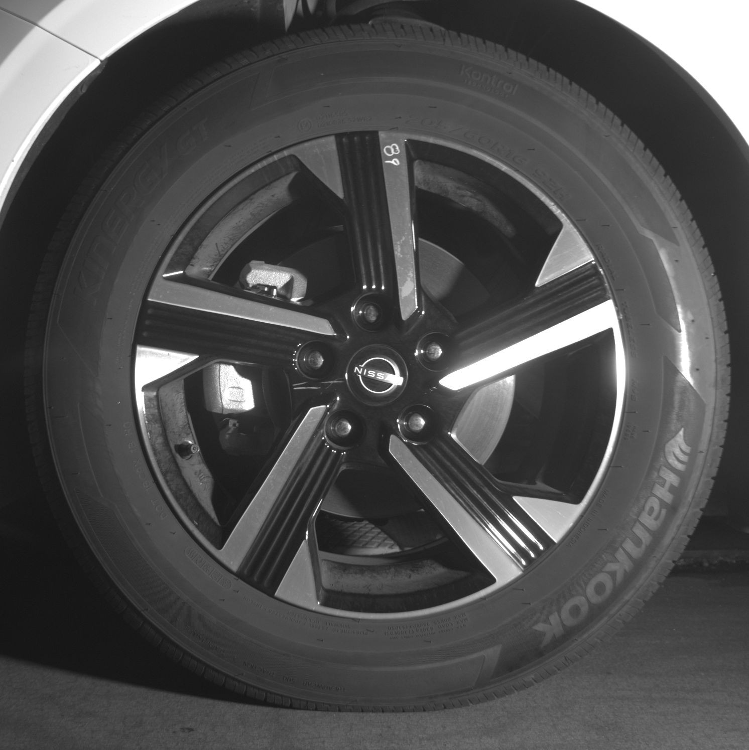 Thumbnail: 2025 Nissan Sentra - 9