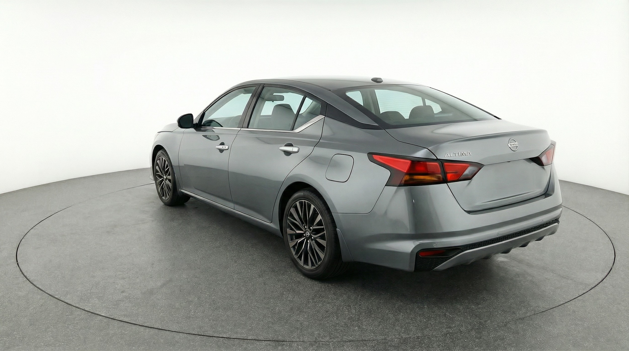 Thumbnail: 2025 Nissan Altima - 5